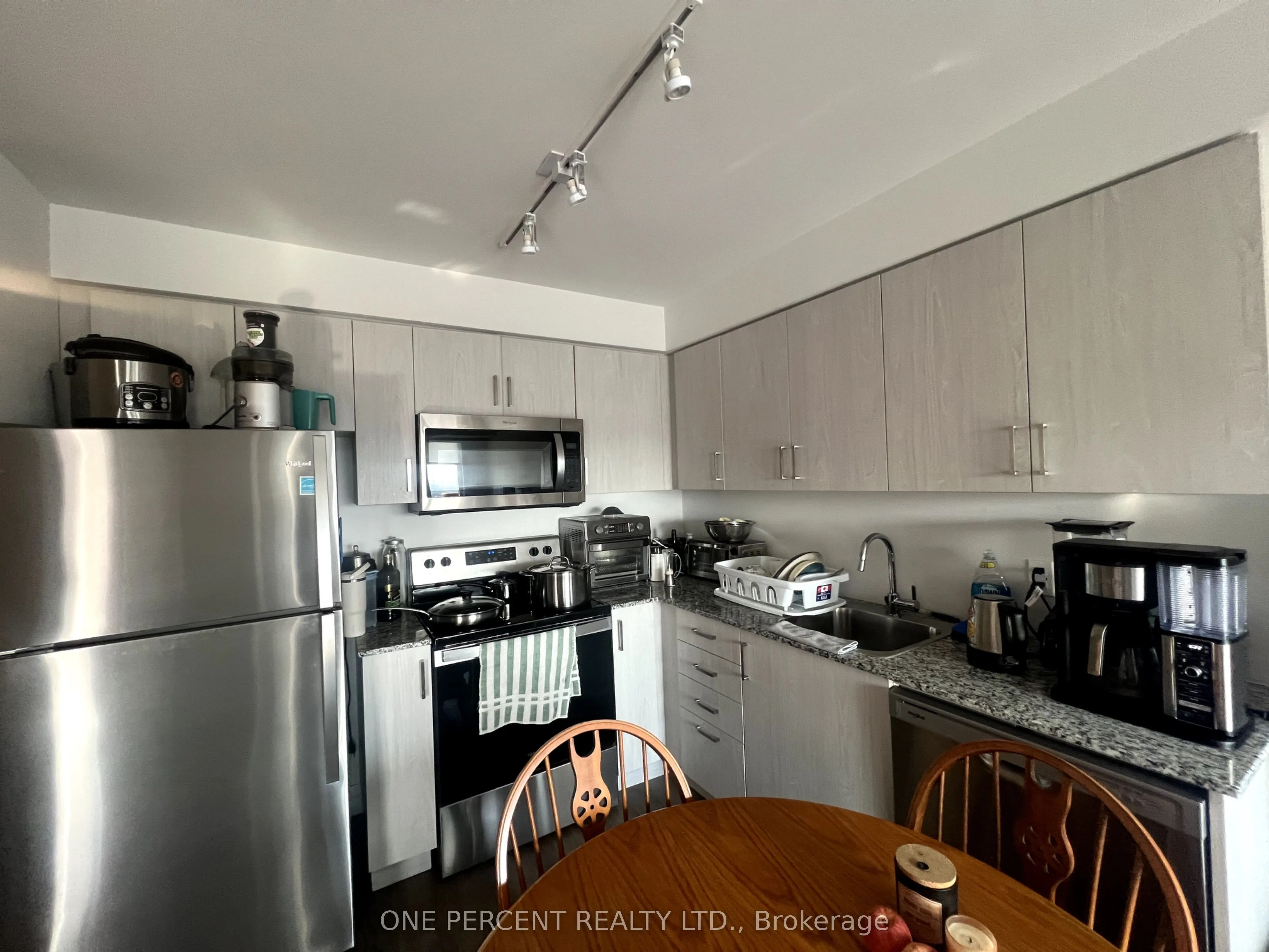 20 Meadowglen Place, #2108