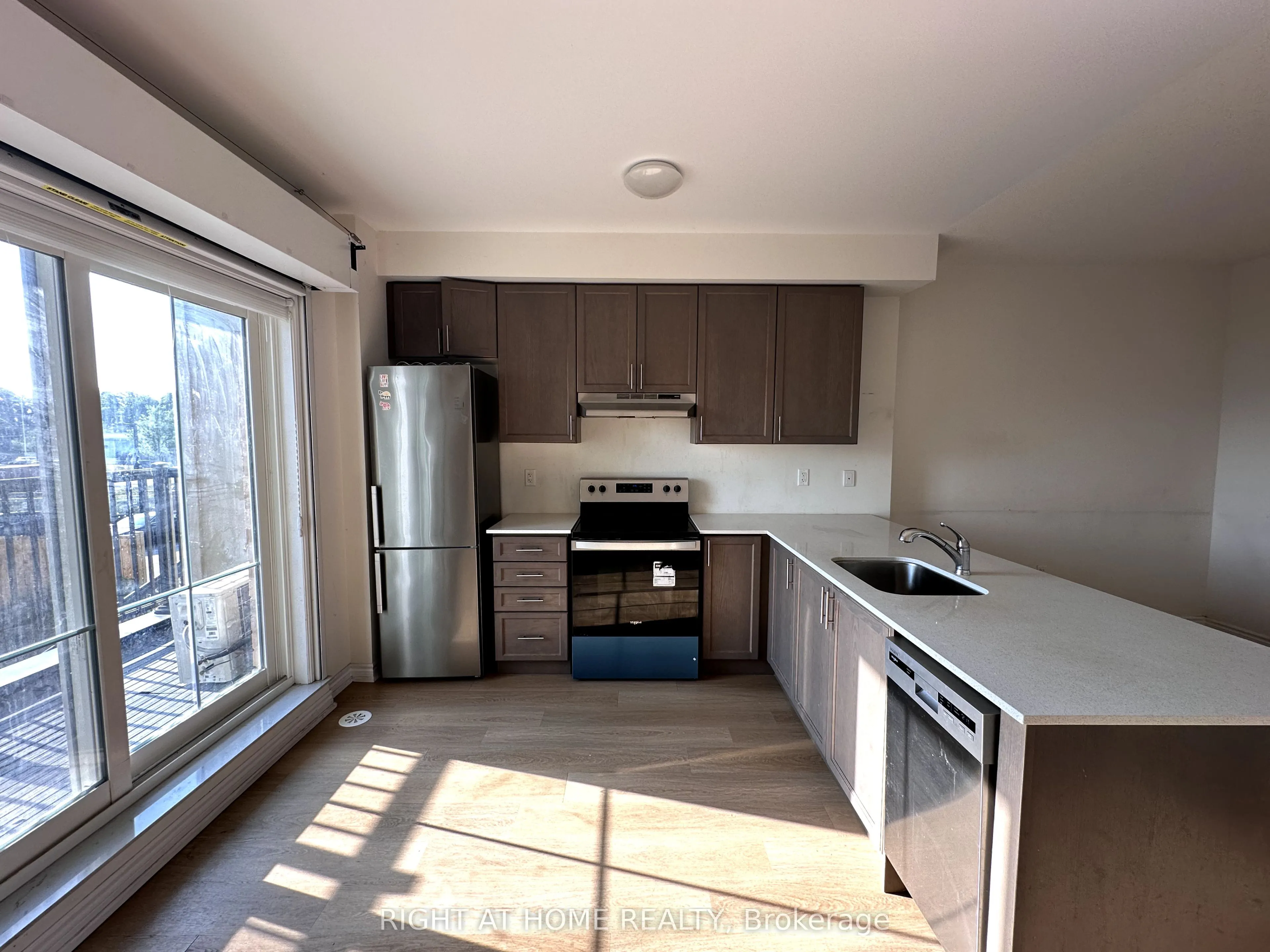 470 Beresford Path, #18