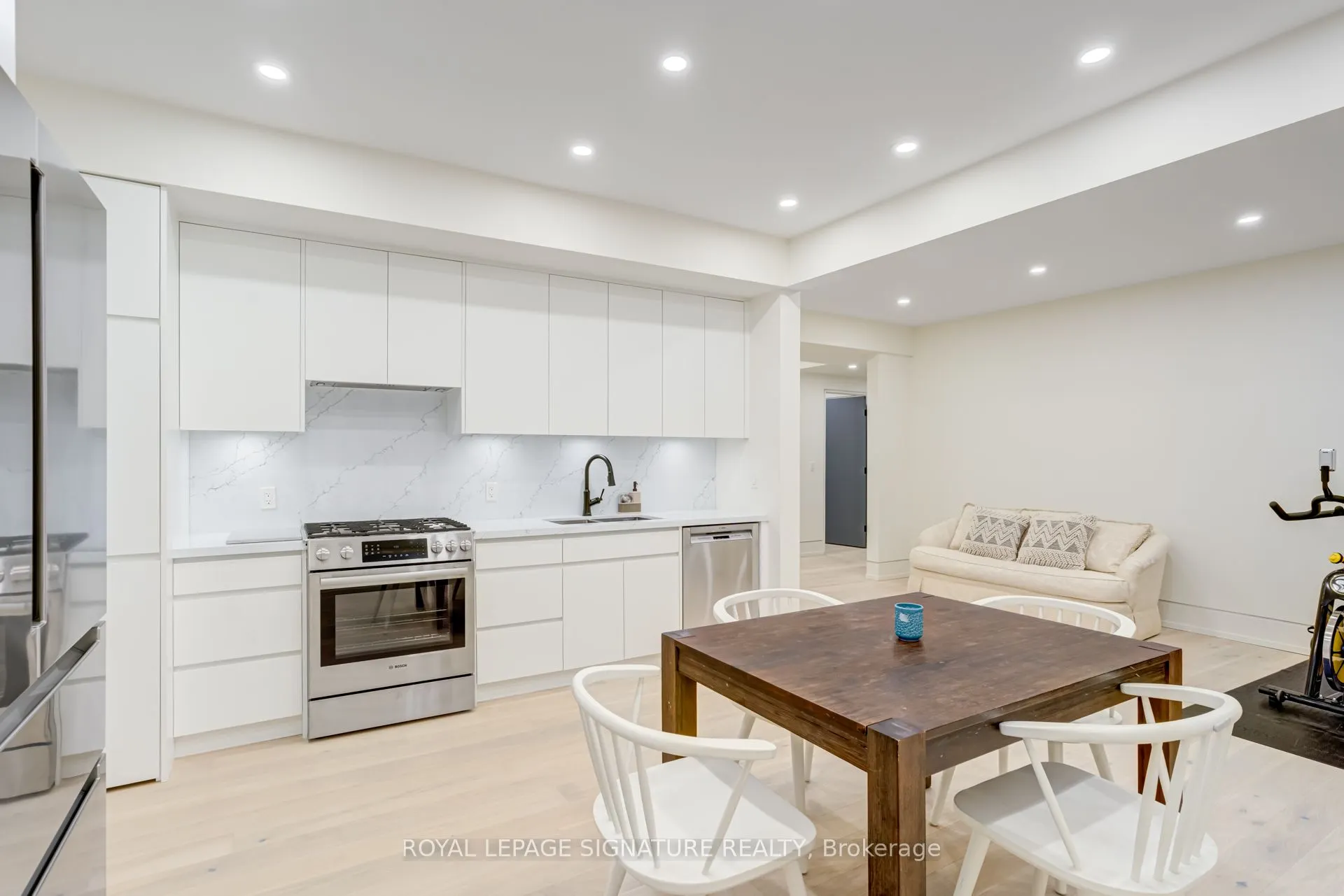 27 Scotland Road, #Lower Level