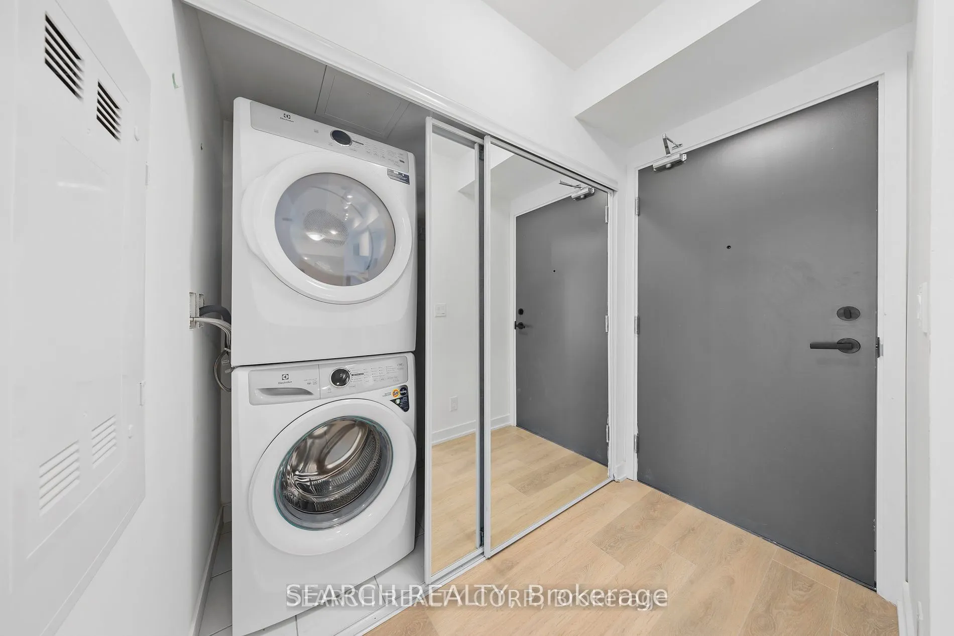 2033 Kennedy Road, #620