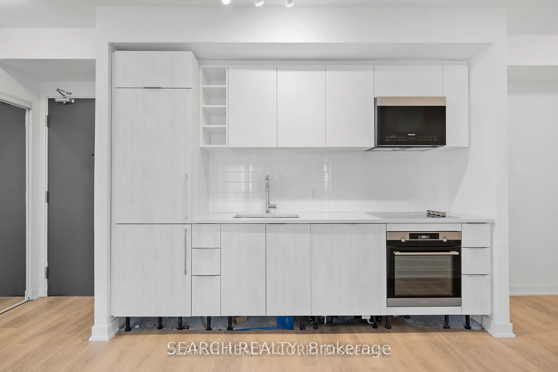 2033 Kennedy Road, #620
