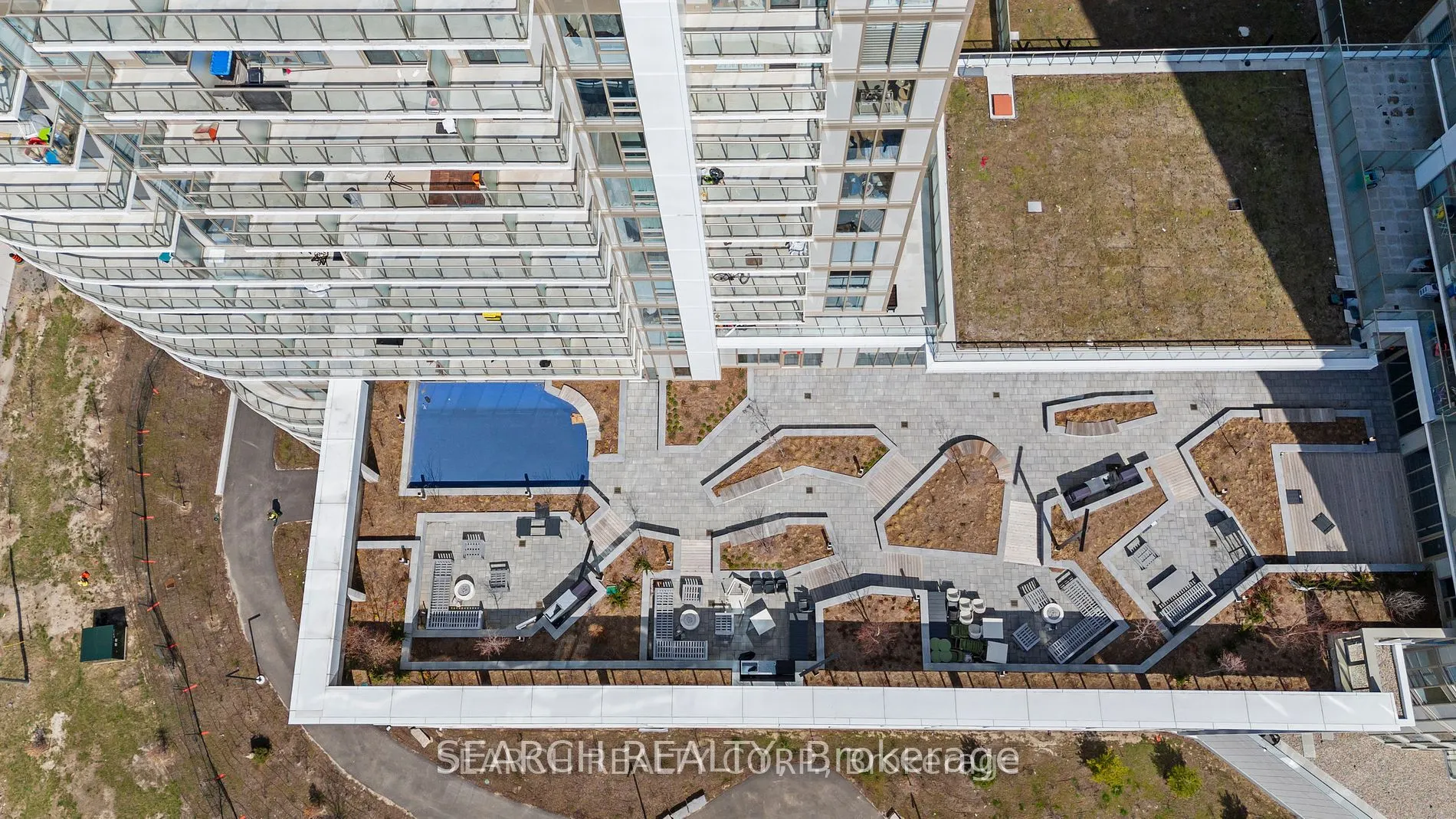 2033 Kennedy Road, #620