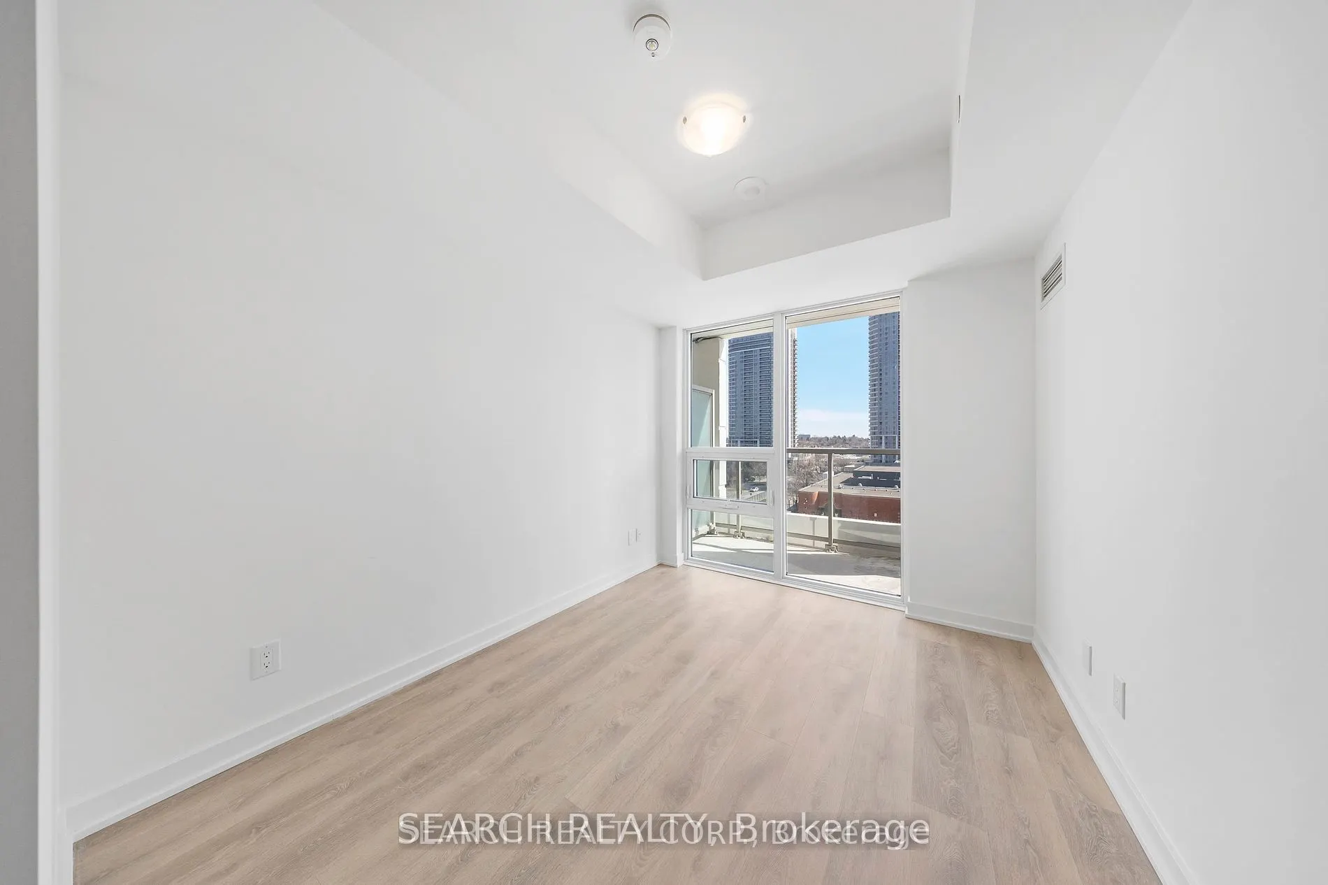 2033 Kennedy Road, #620