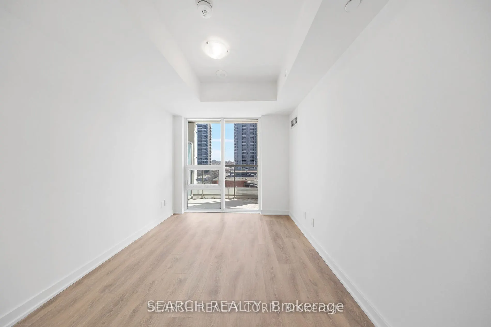 2033 Kennedy Road, #620