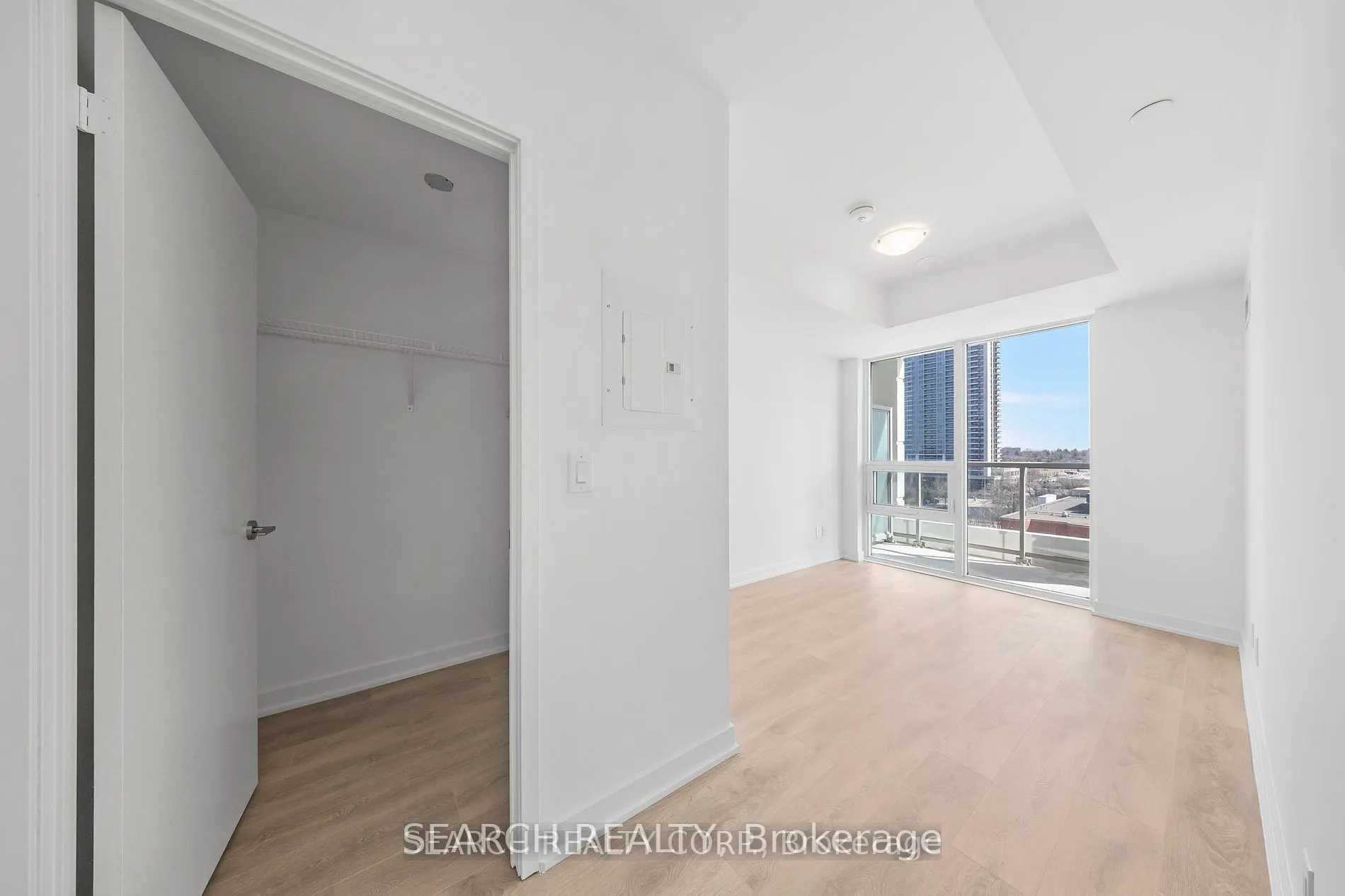 2033 Kennedy Road, #620