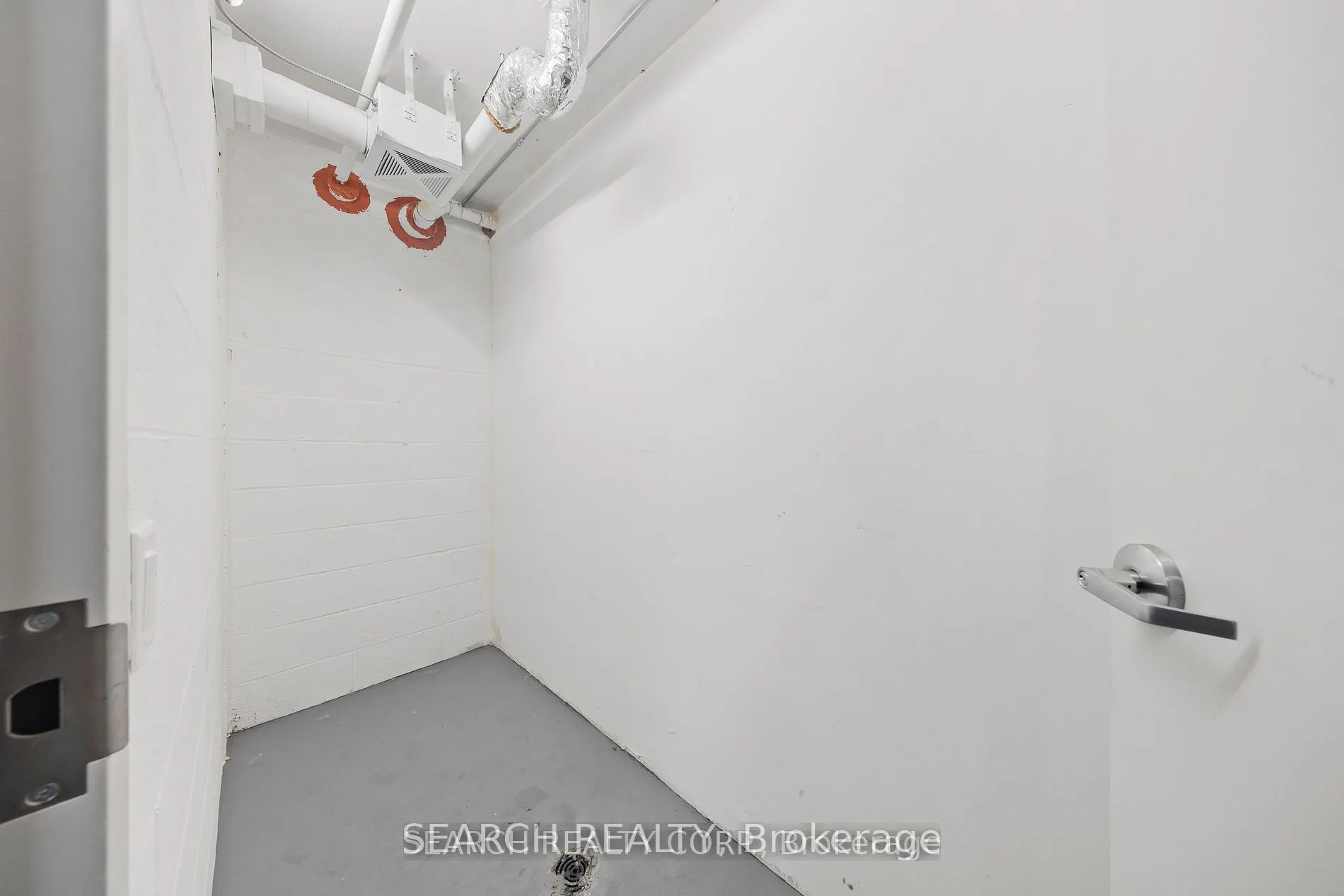 2033 Kennedy Road, #620