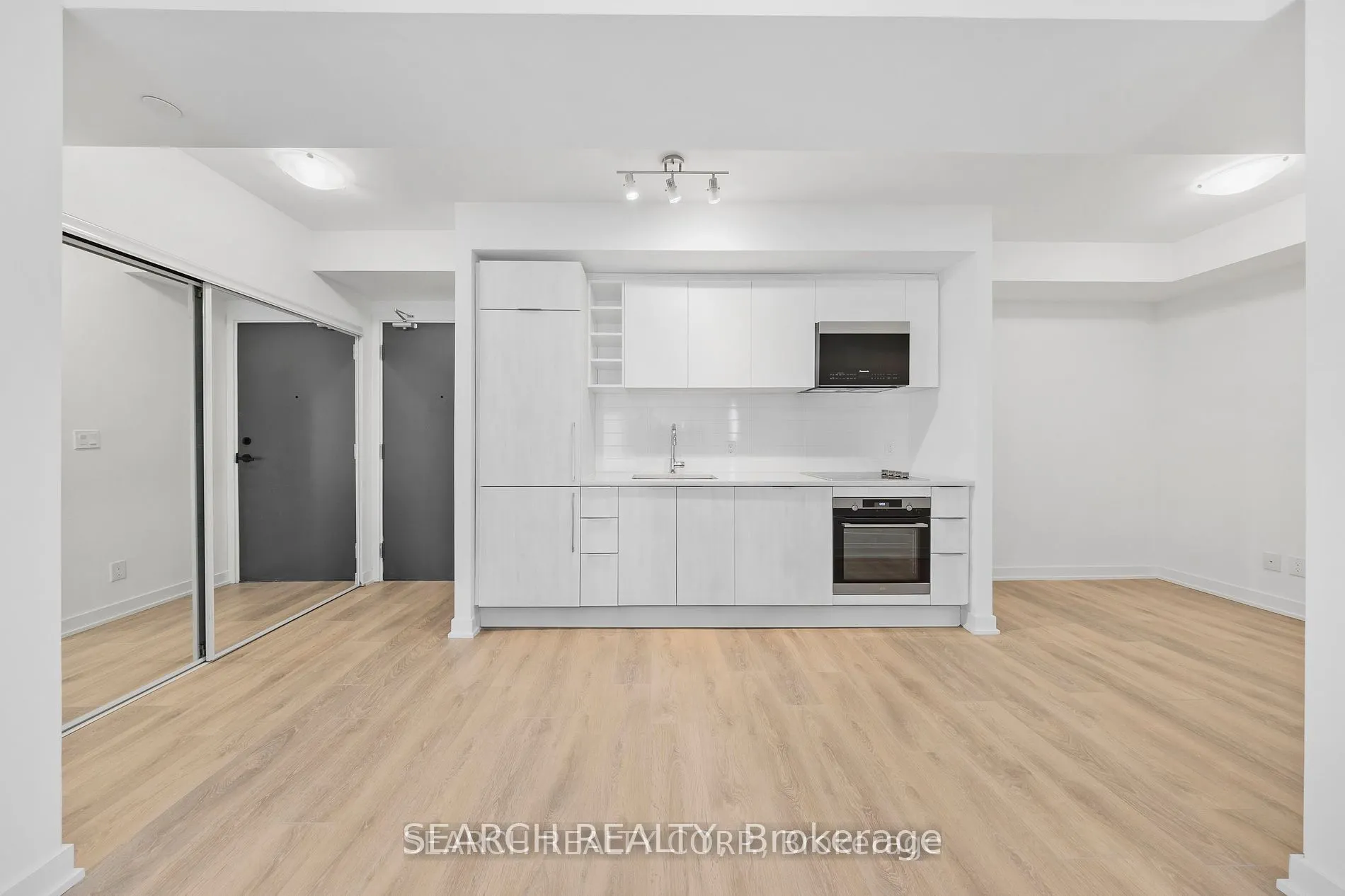 2033 Kennedy Road, #620
