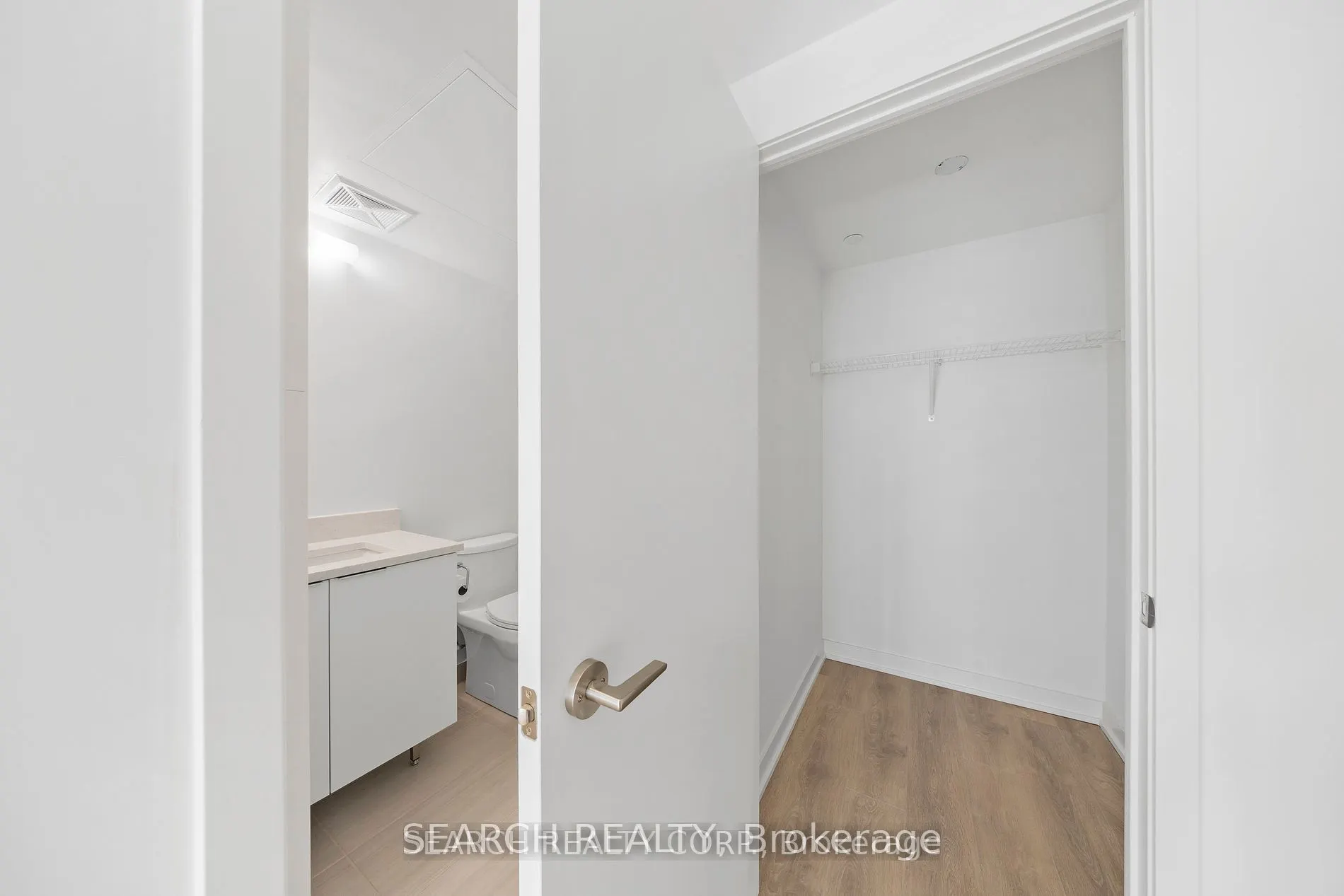 2033 Kennedy Road, #620