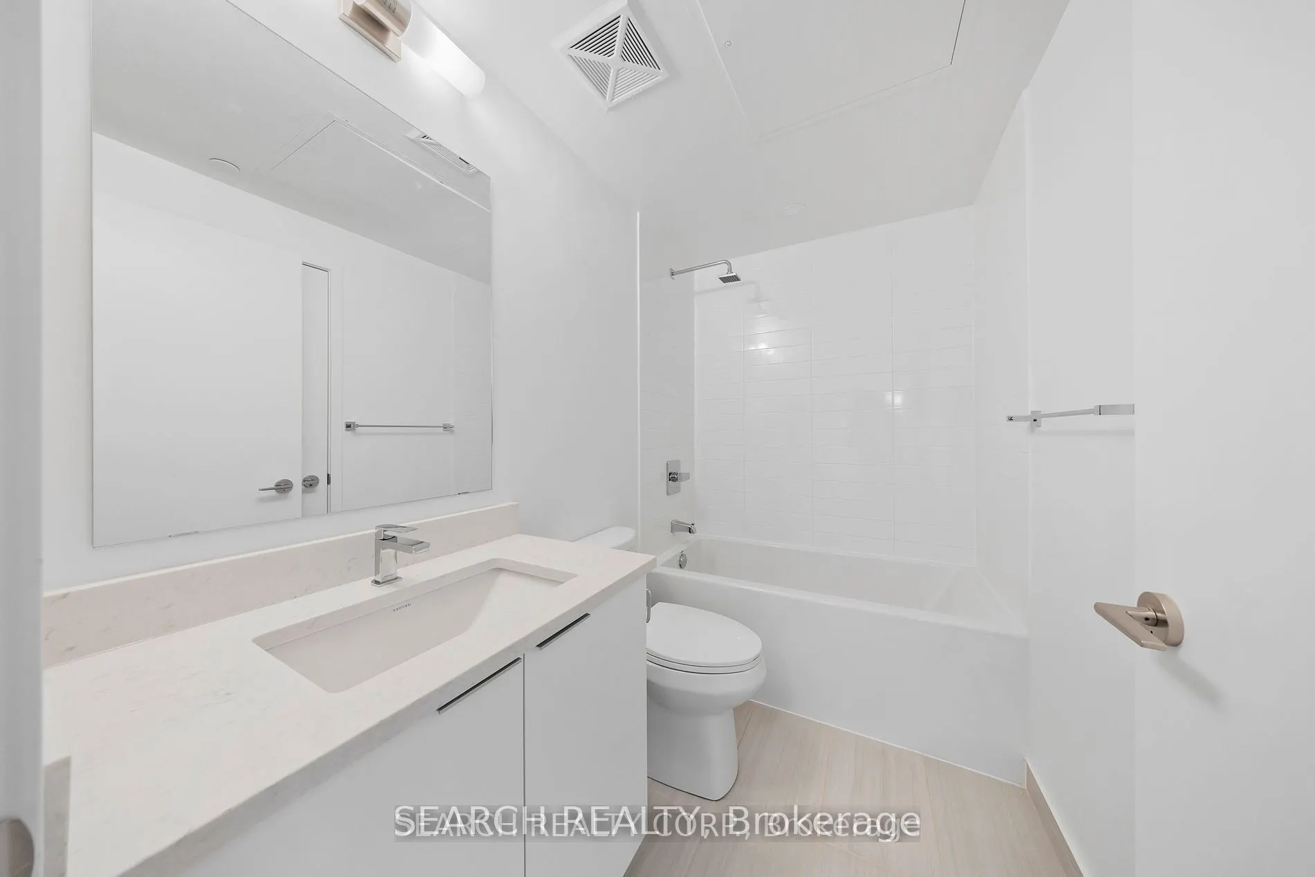 2033 Kennedy Road, #620