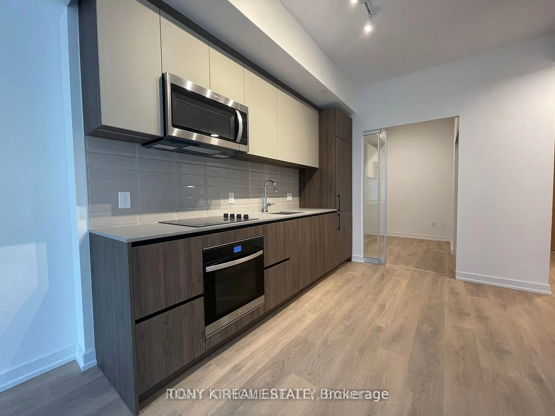 150 Logan Avenue, #717