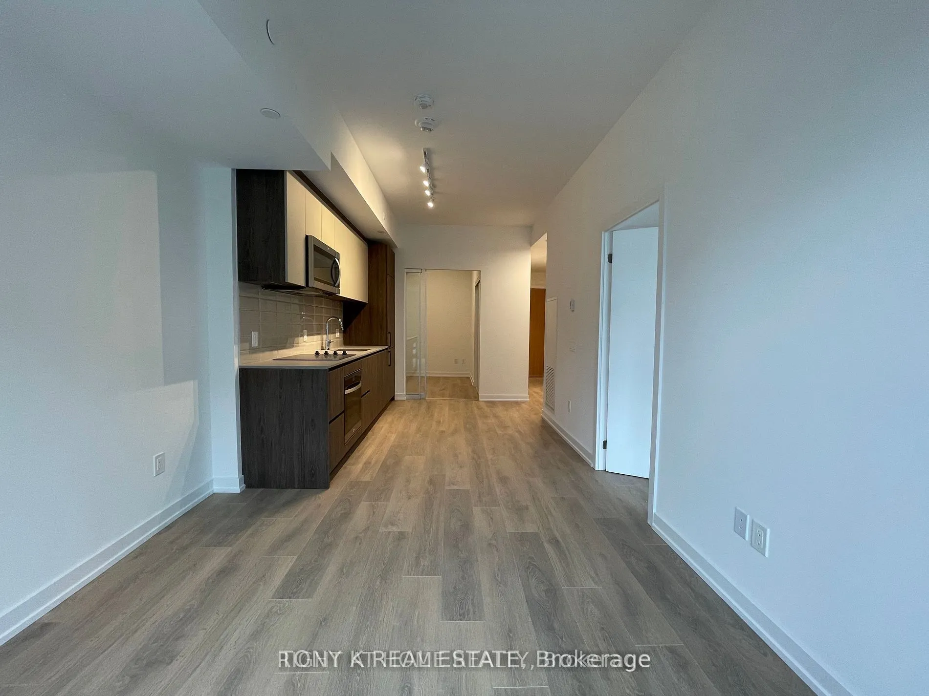 150 Logan Avenue, #717