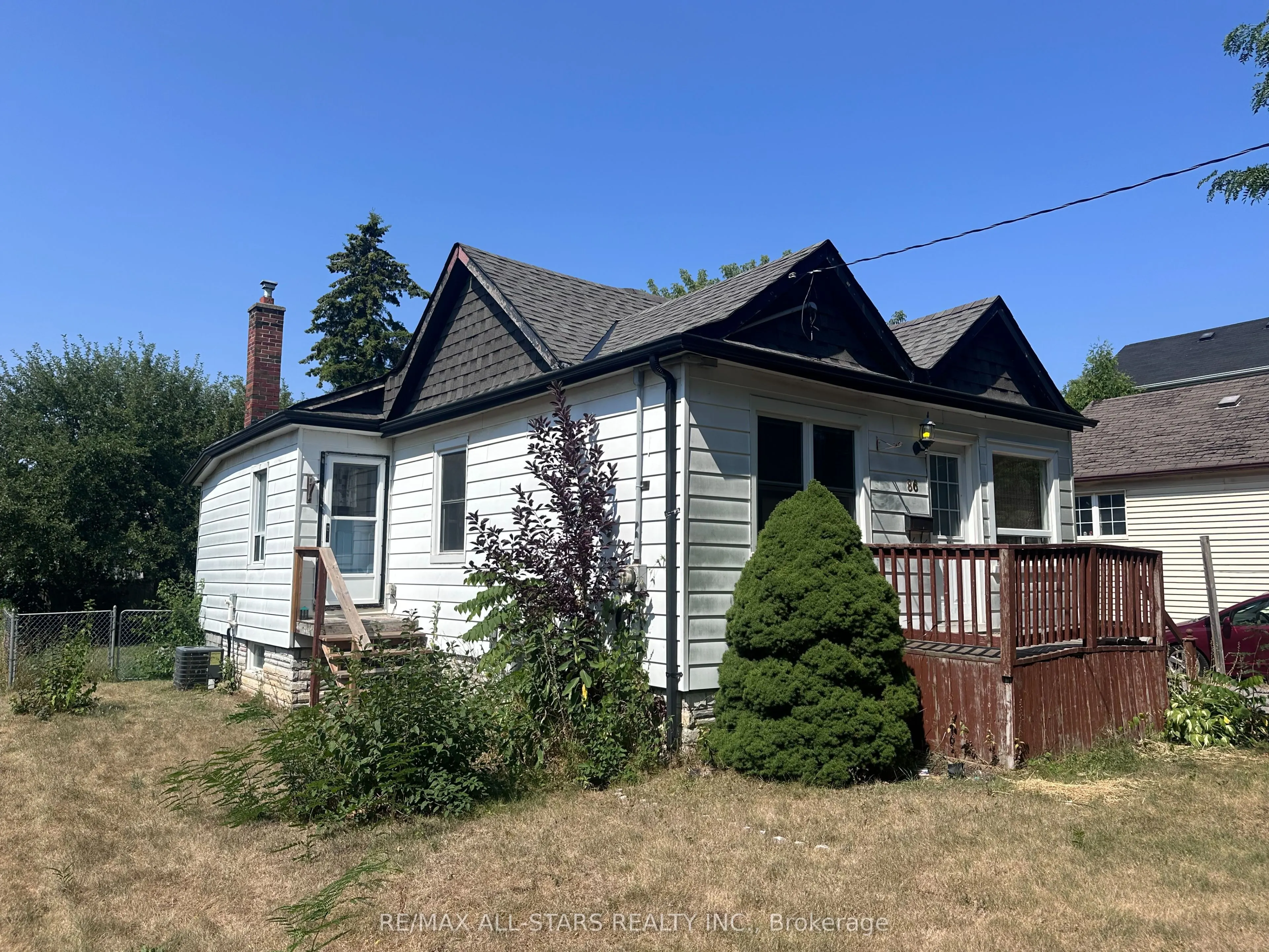 86 Cromwell Avenue