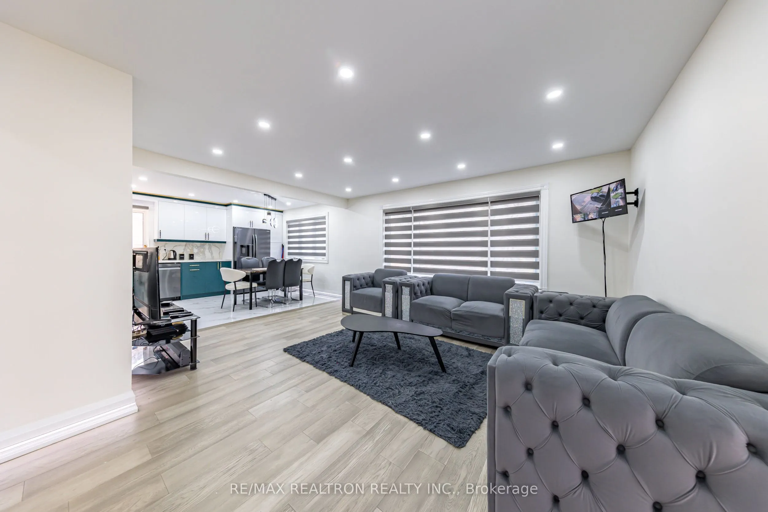 111 Mossbank Drive, #Upper Level