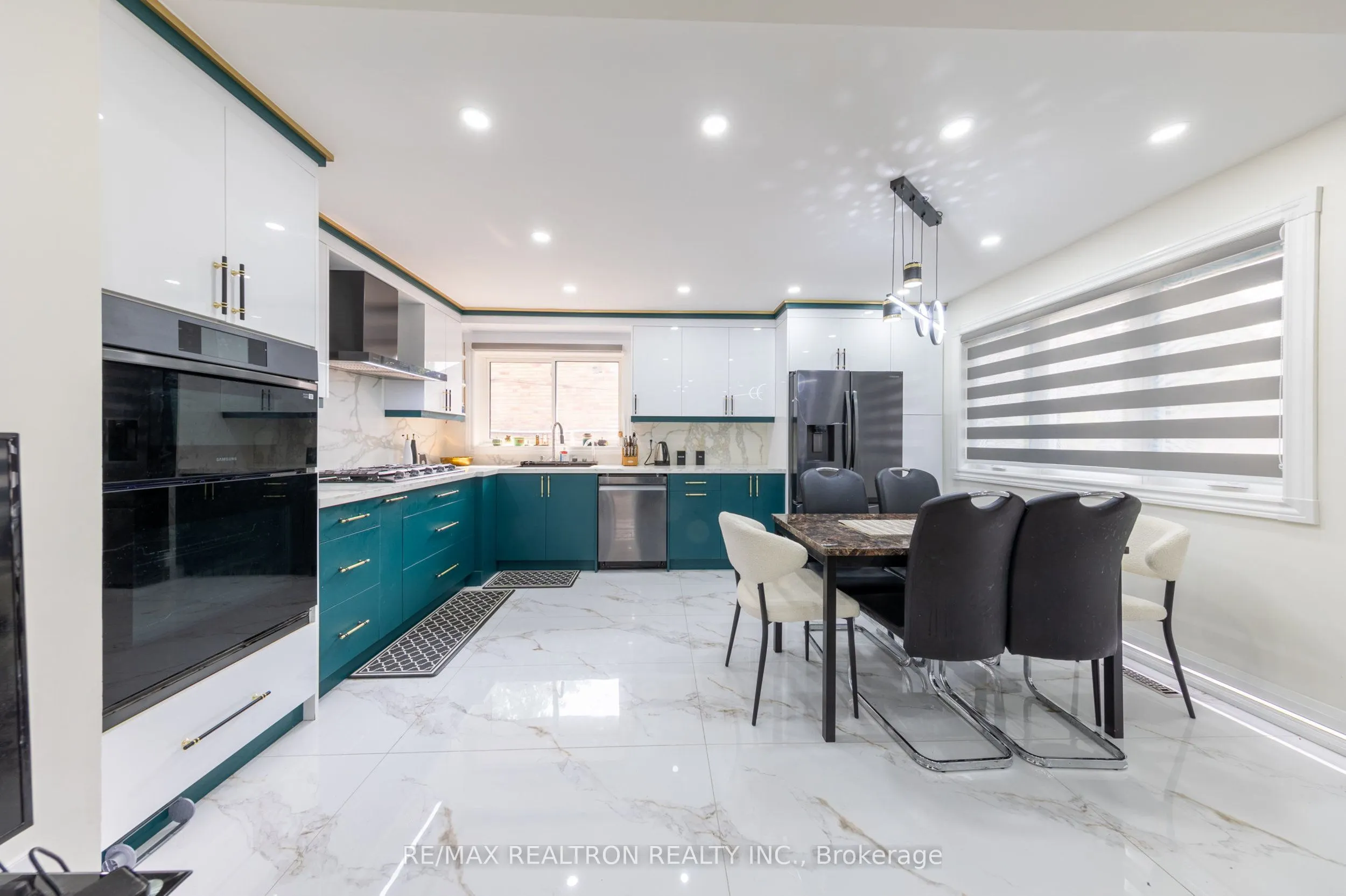 111 Mossbank Drive, #Upper Level