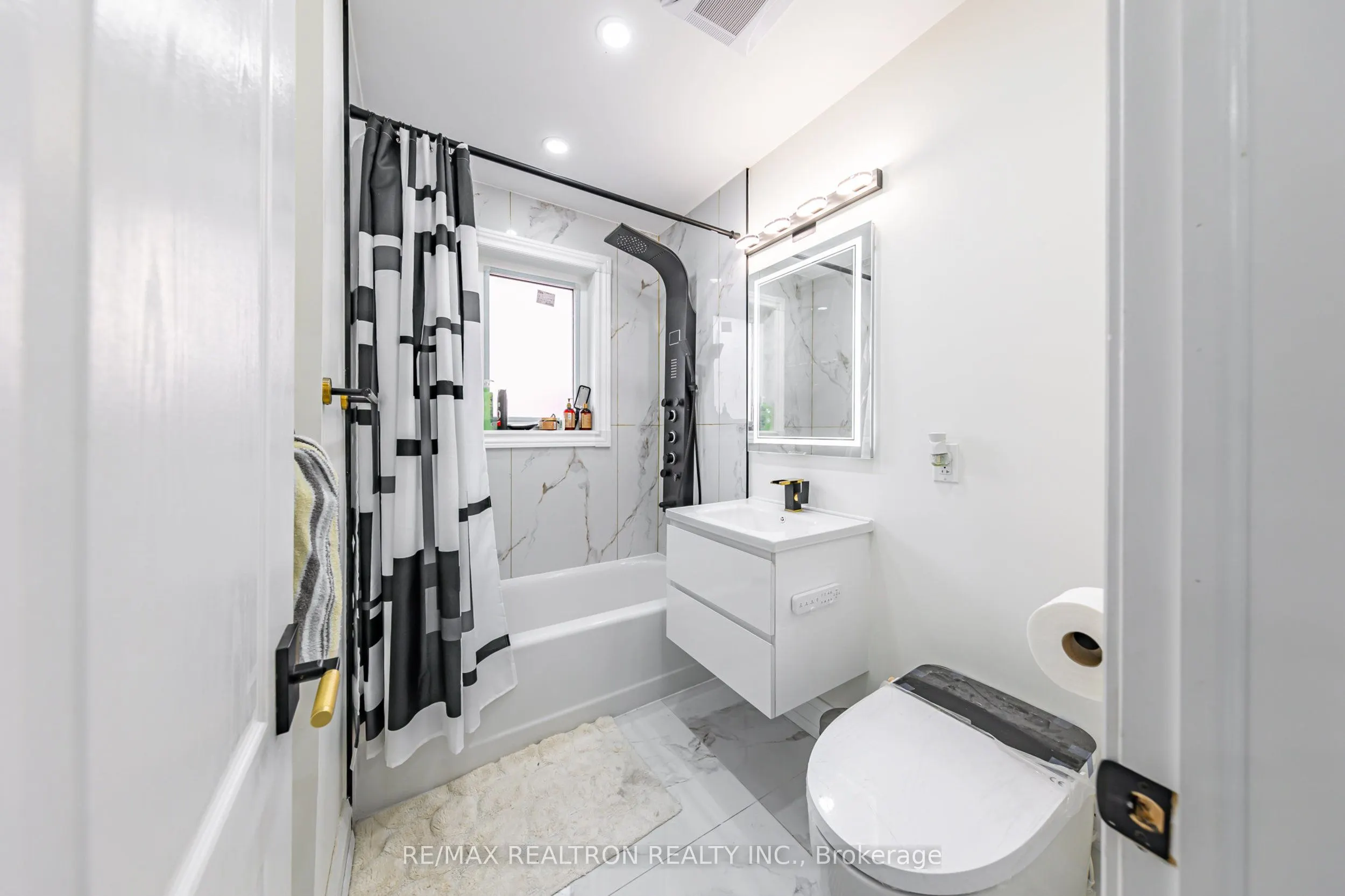 111 Mossbank Drive, #Upper Level