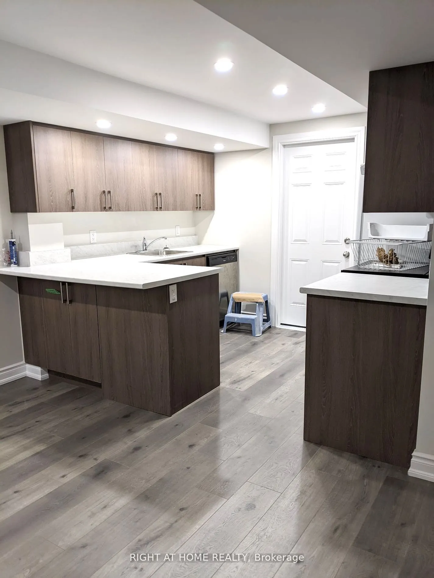 45 Pearce Drive, #Lower