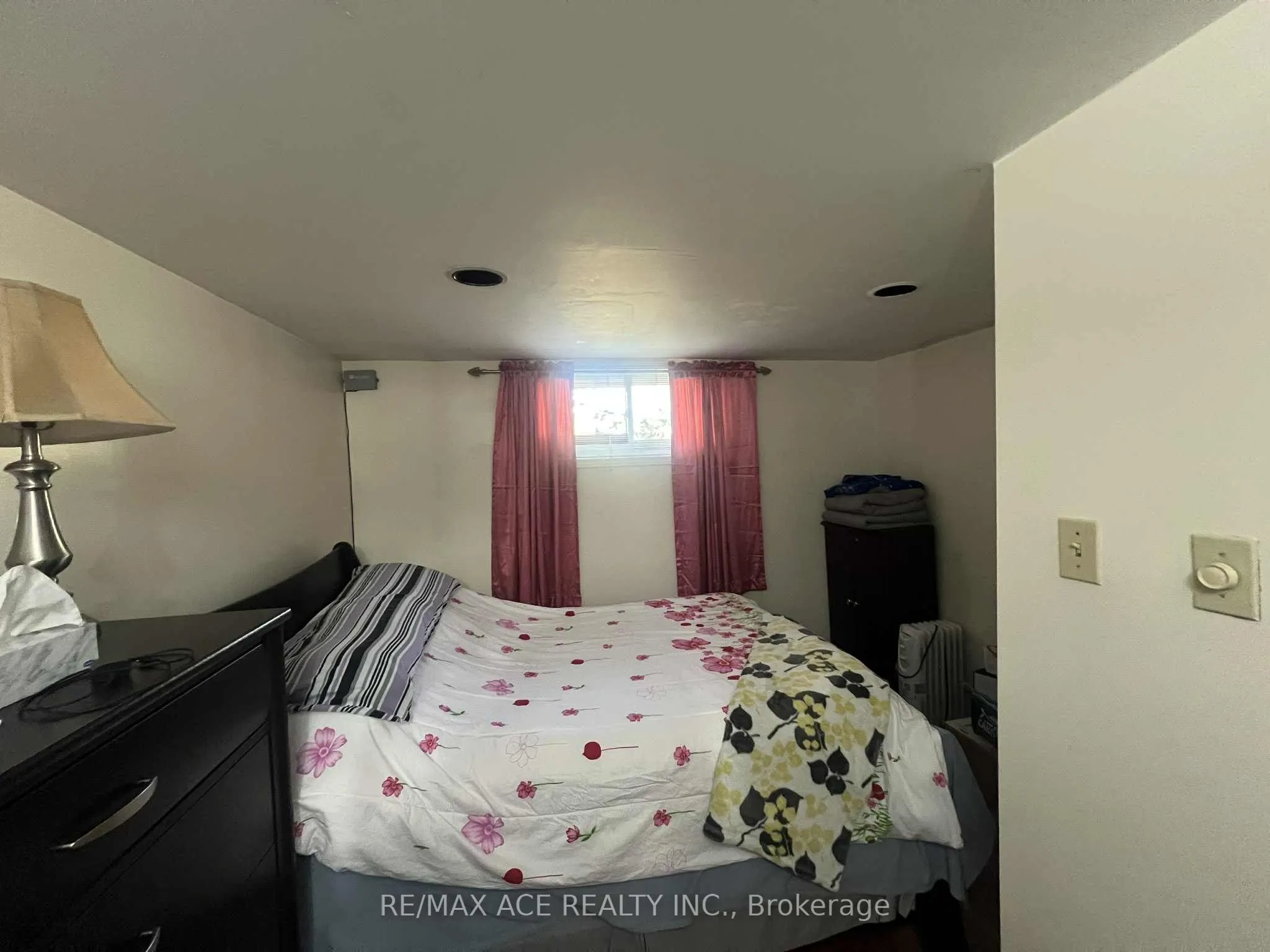 33 Crow Trail