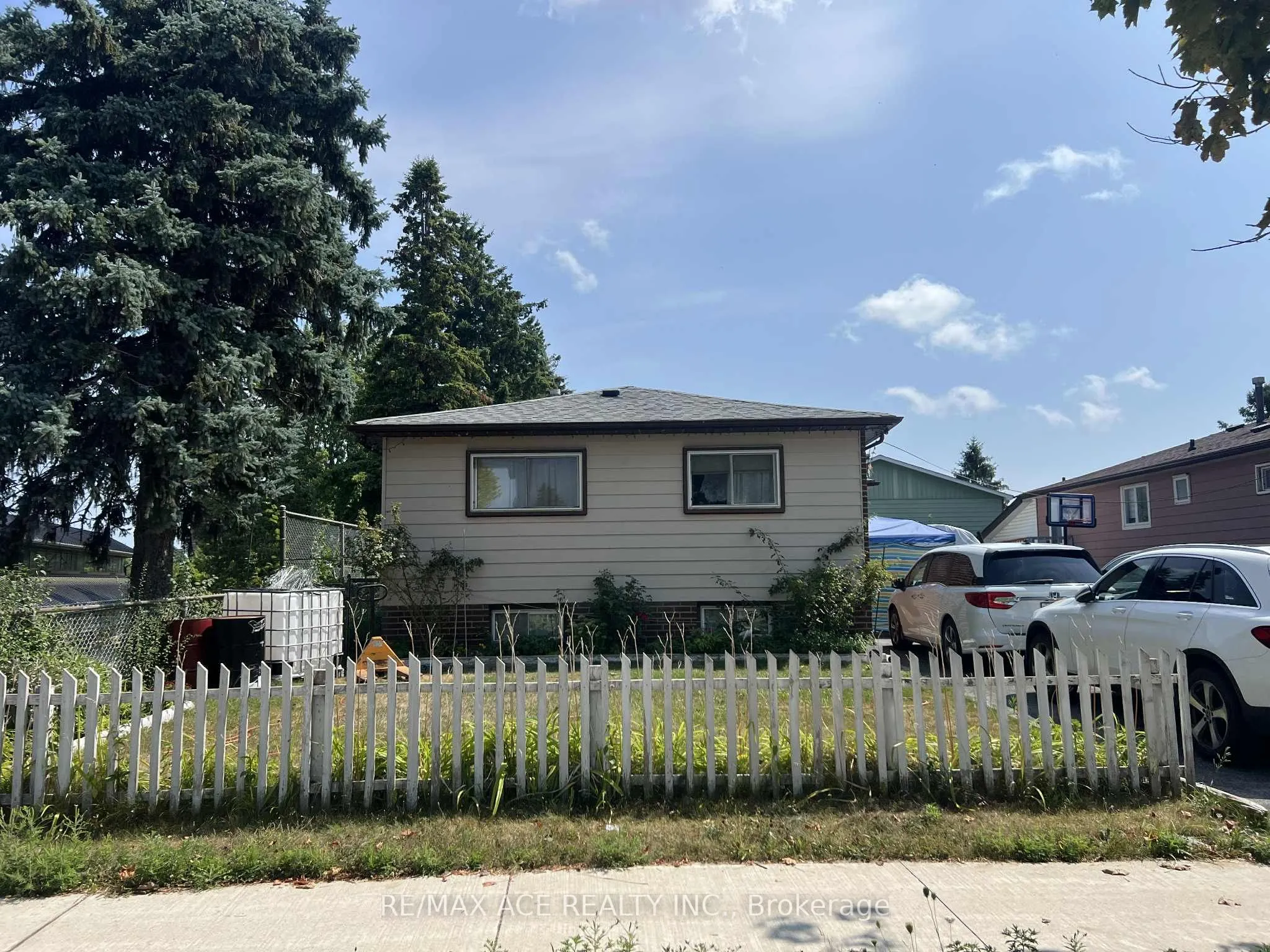 33 Crow Trail