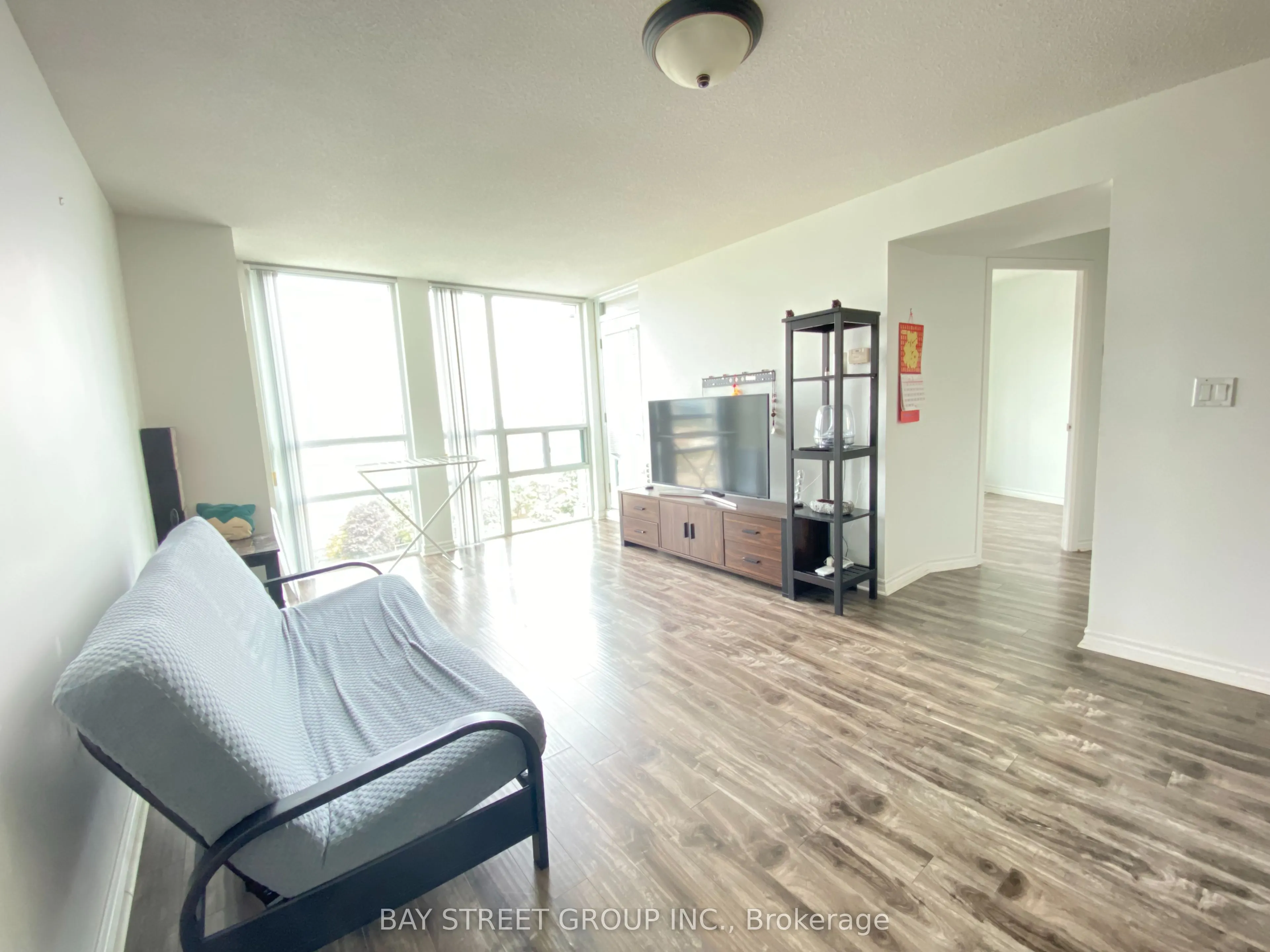 68 Grangeway Avenue E, #1206
