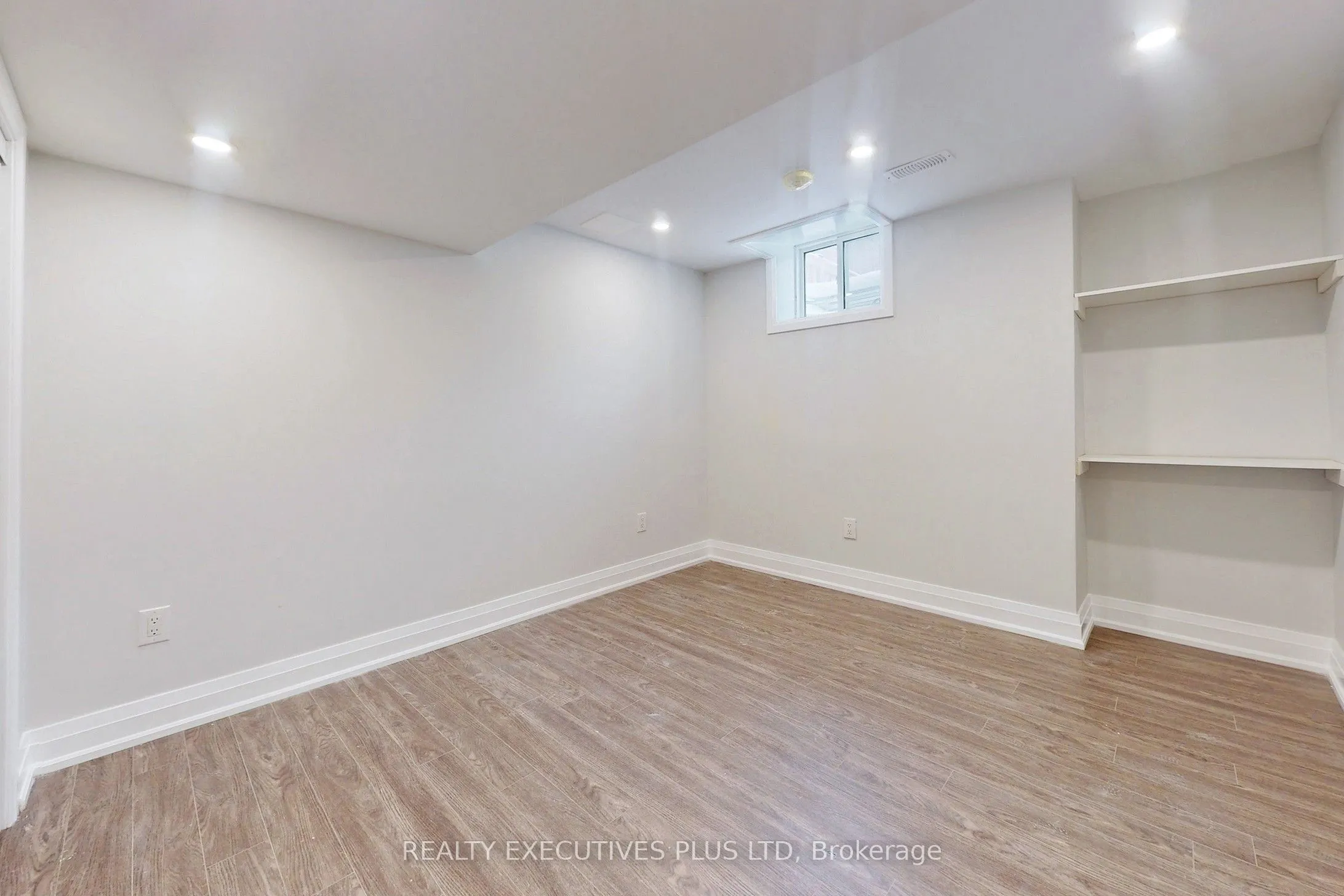29 Weston Crescent