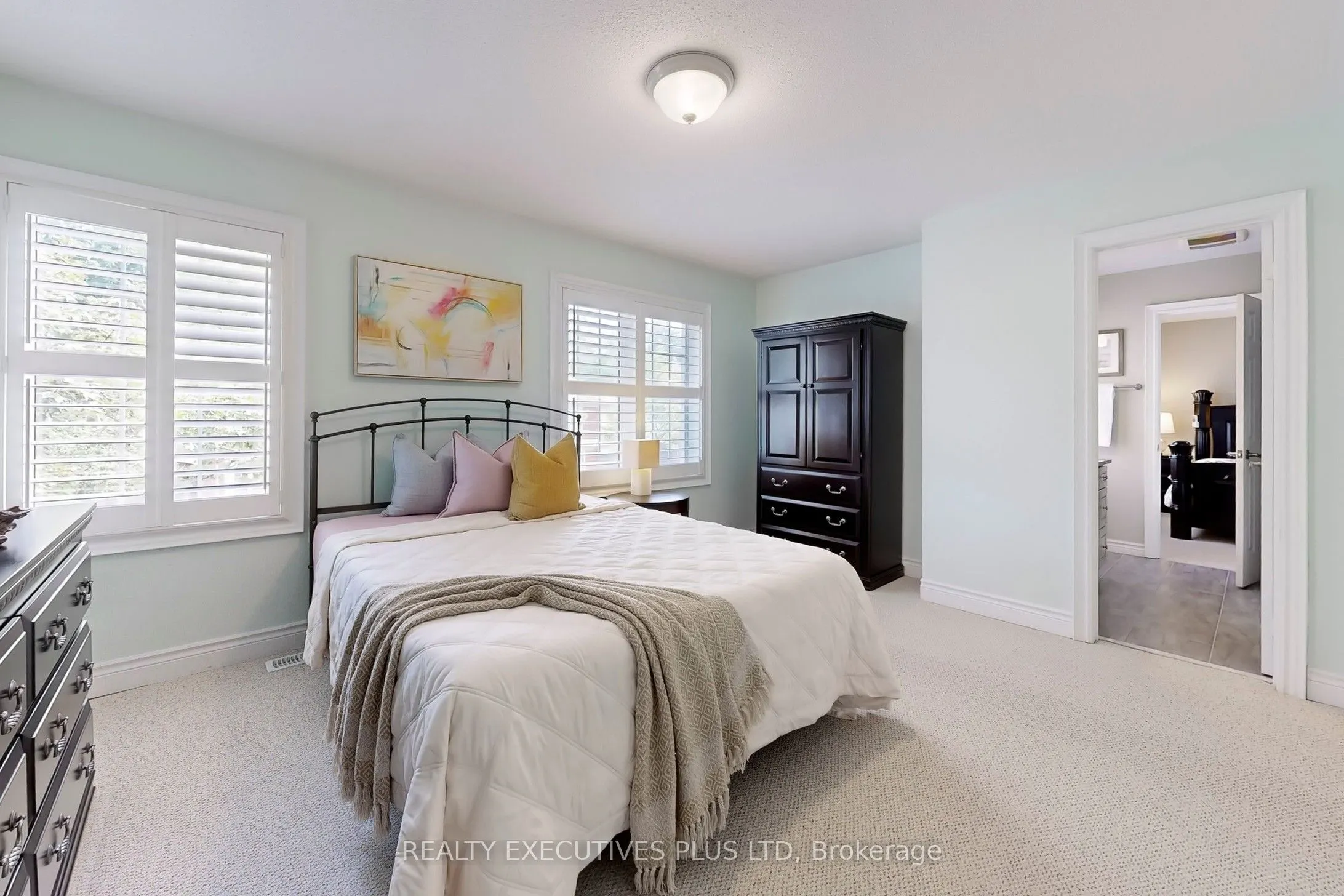 29 Weston Crescent