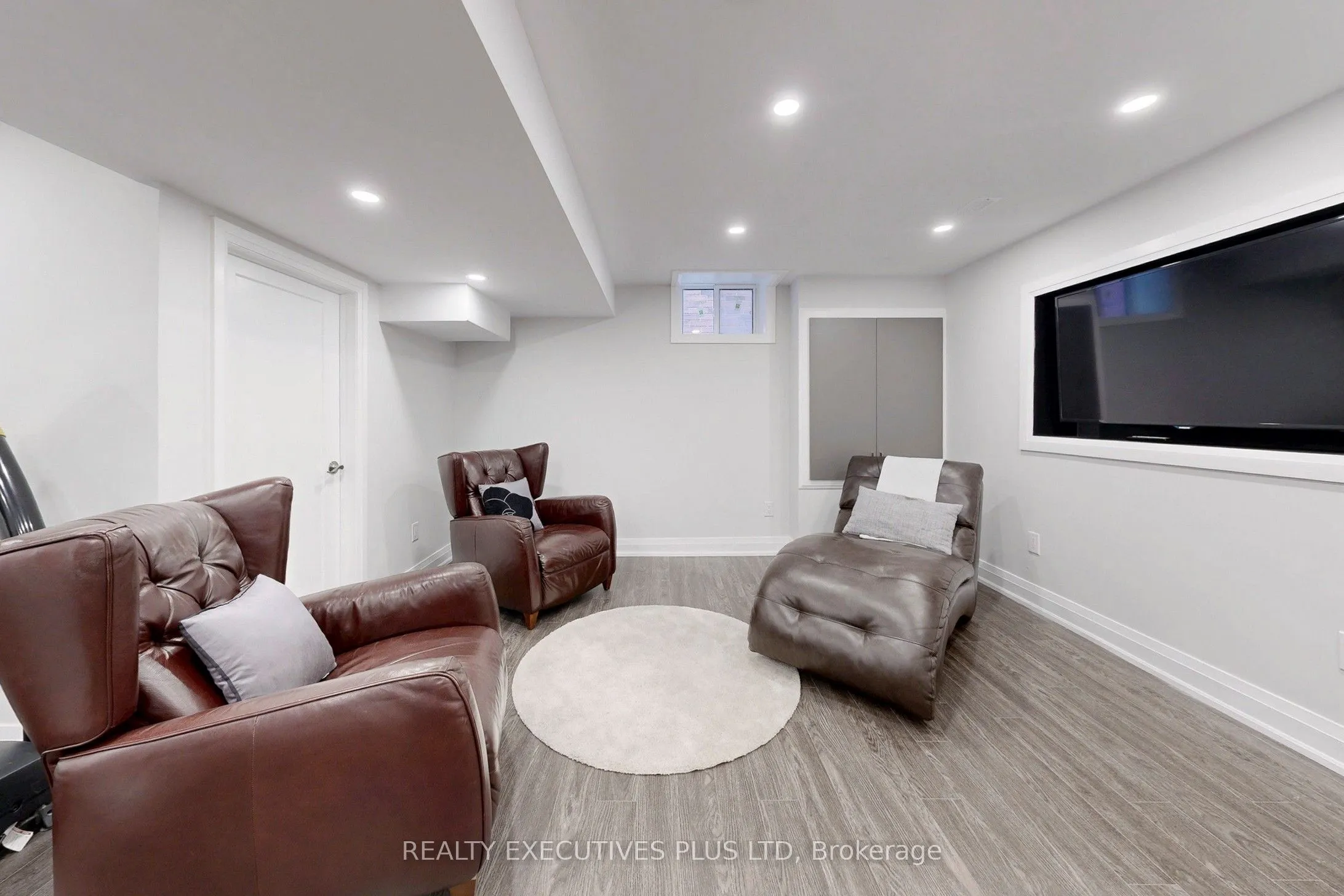 29 Weston Crescent