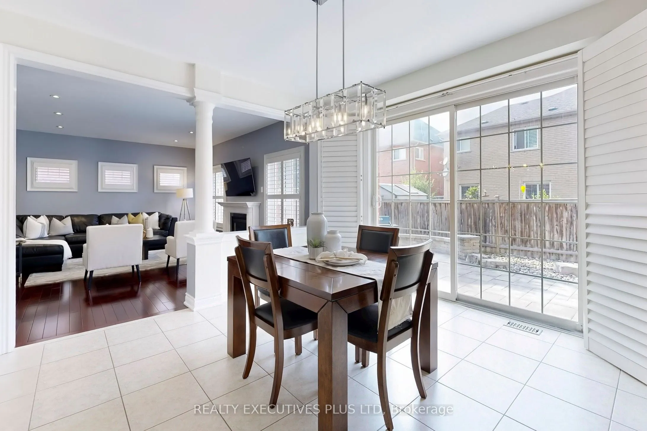 29 Weston Crescent