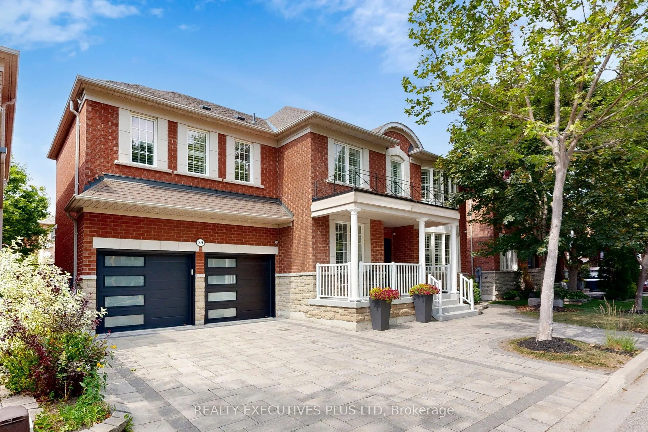 29 Weston Crescent