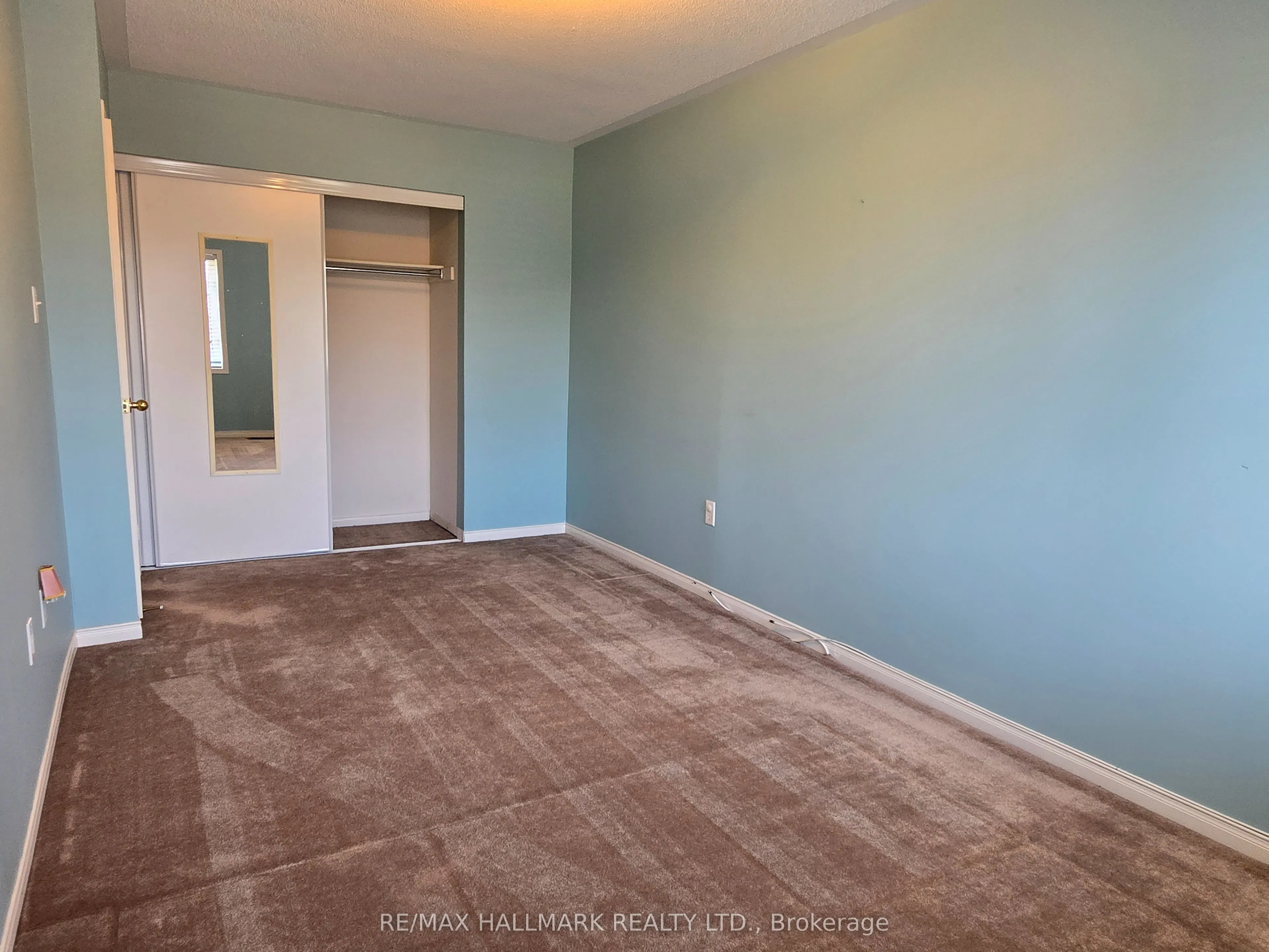 104 Oceanpearl Crescent