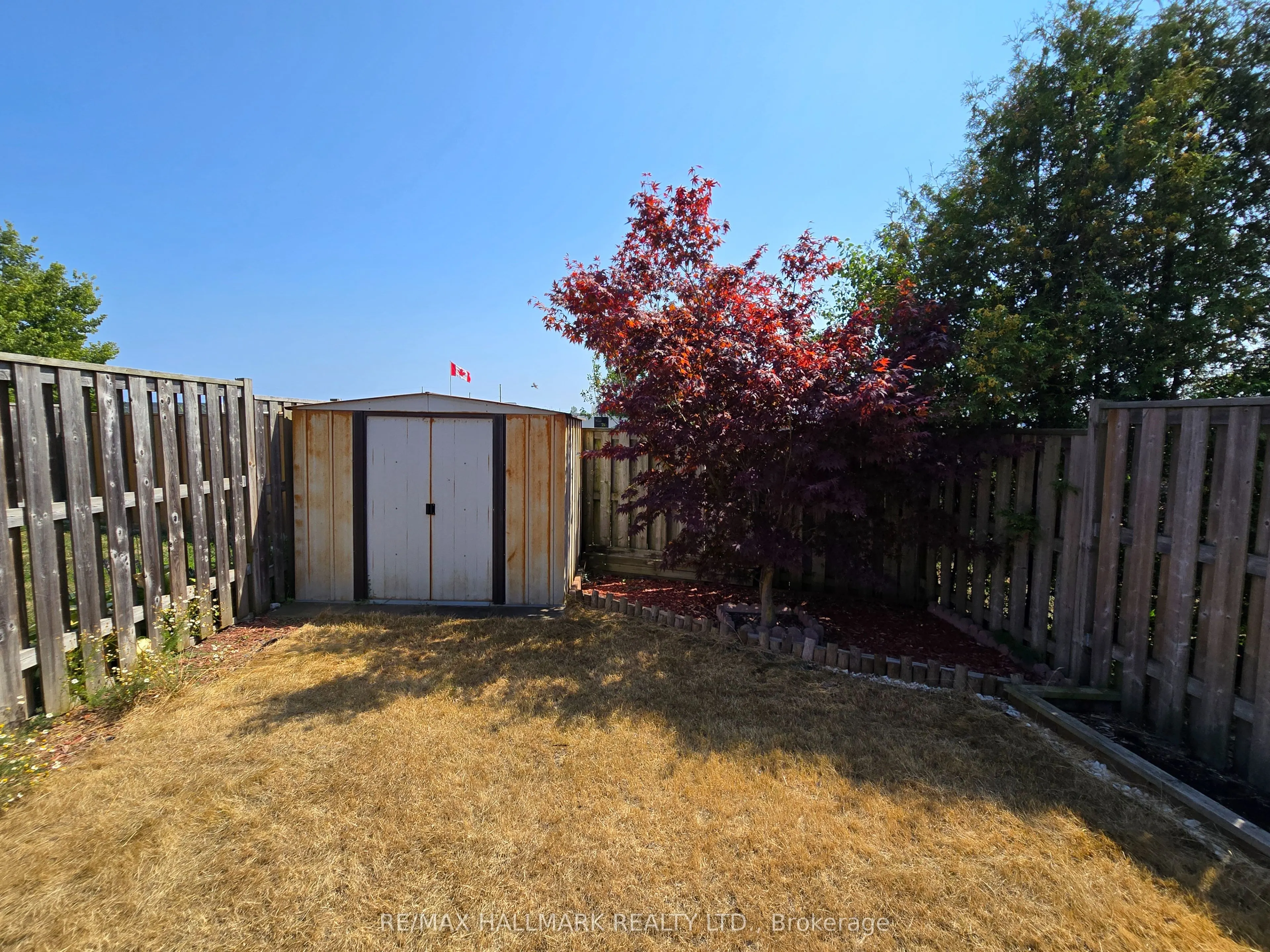 104 Oceanpearl Crescent