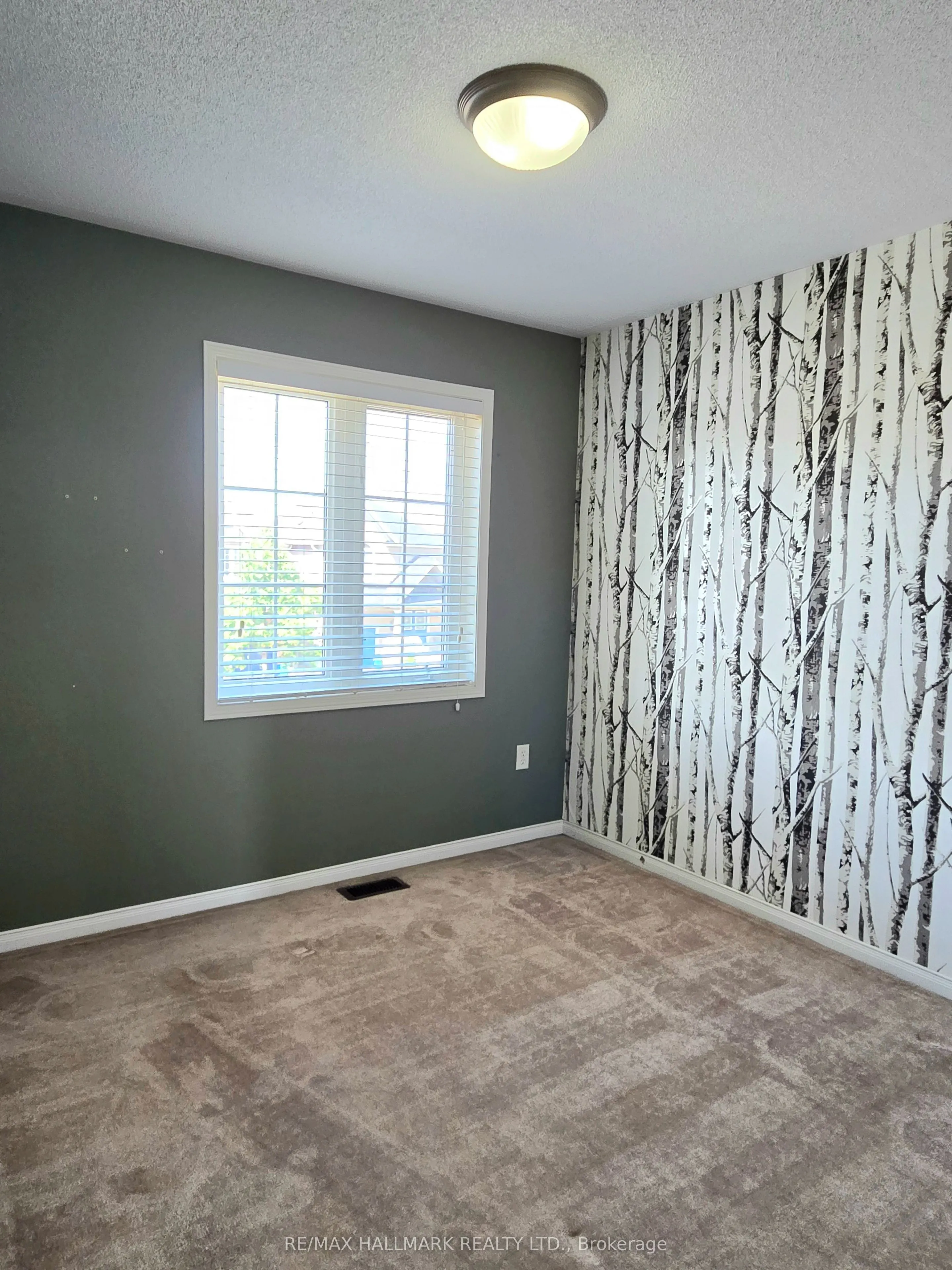 104 Oceanpearl Crescent