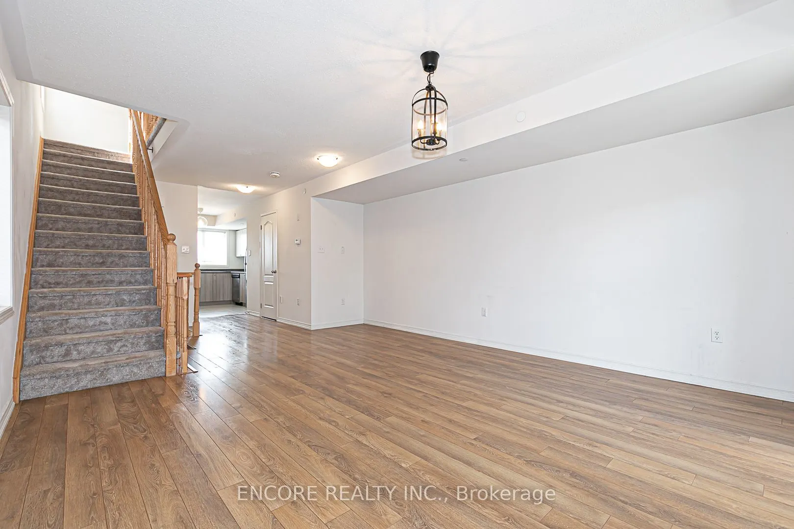 2388 Chevron Prince Path