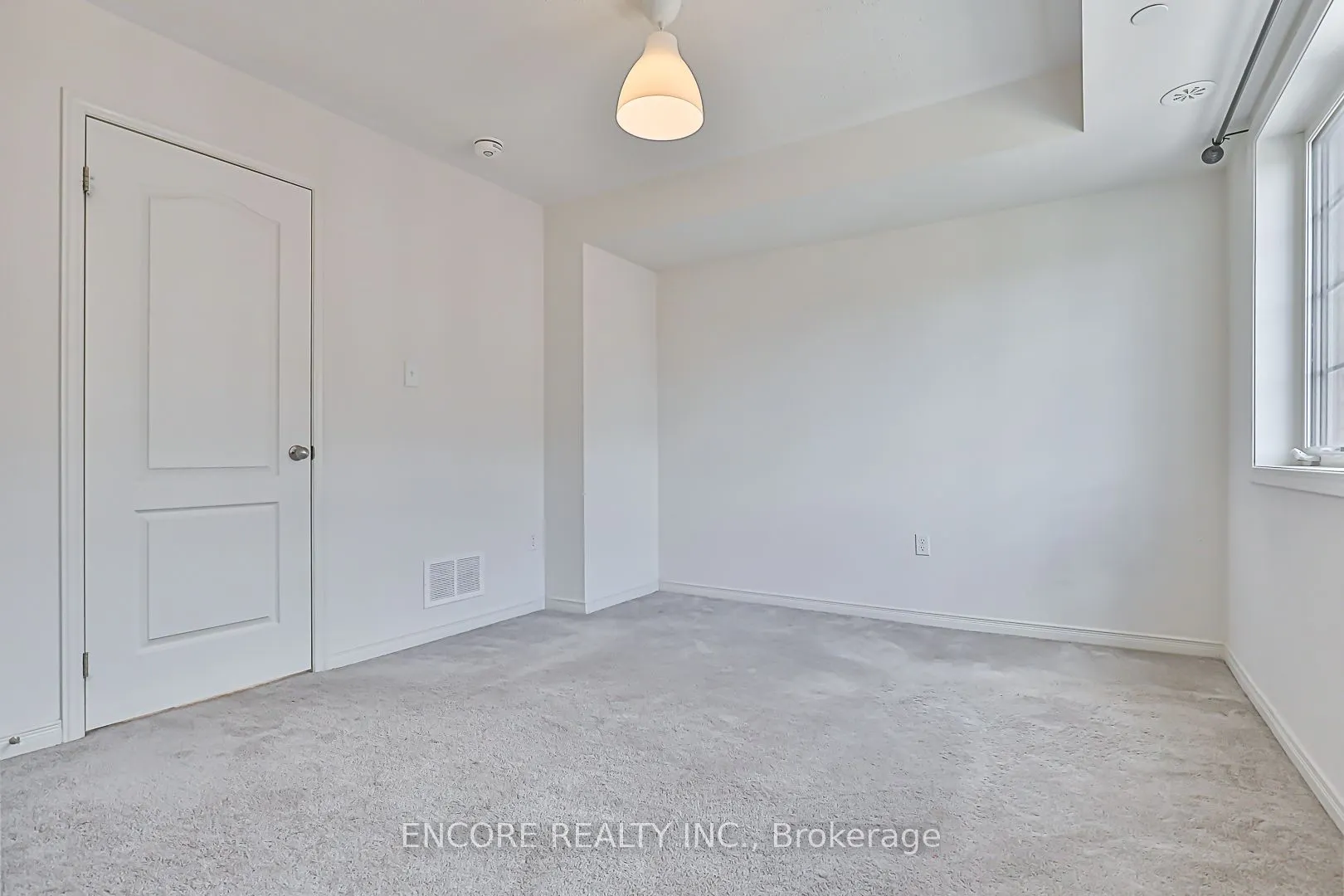 2388 Chevron Prince Path