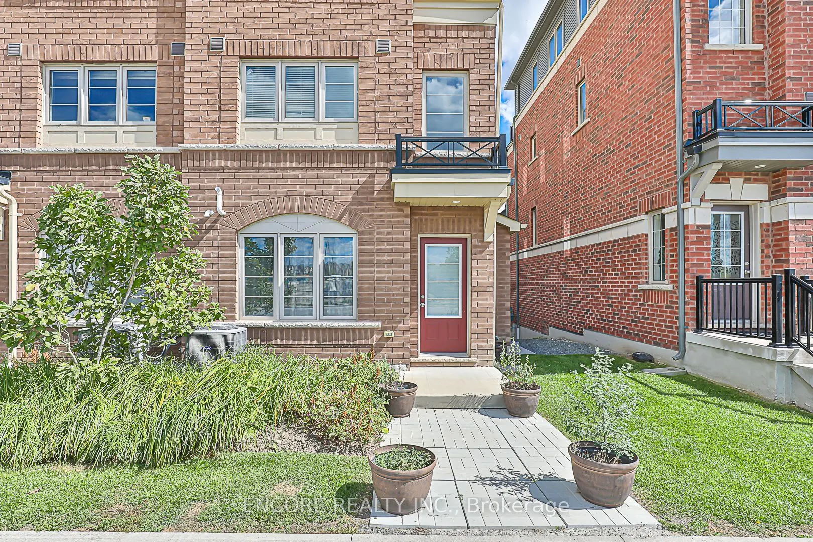 2388 Chevron Prince Path