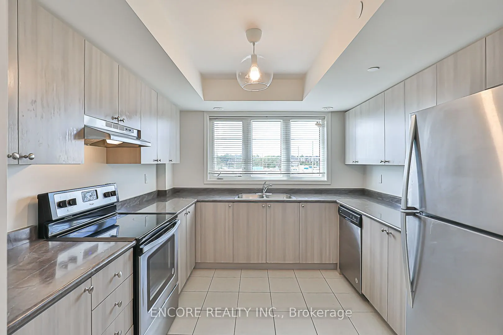 2388 Chevron Prince Path