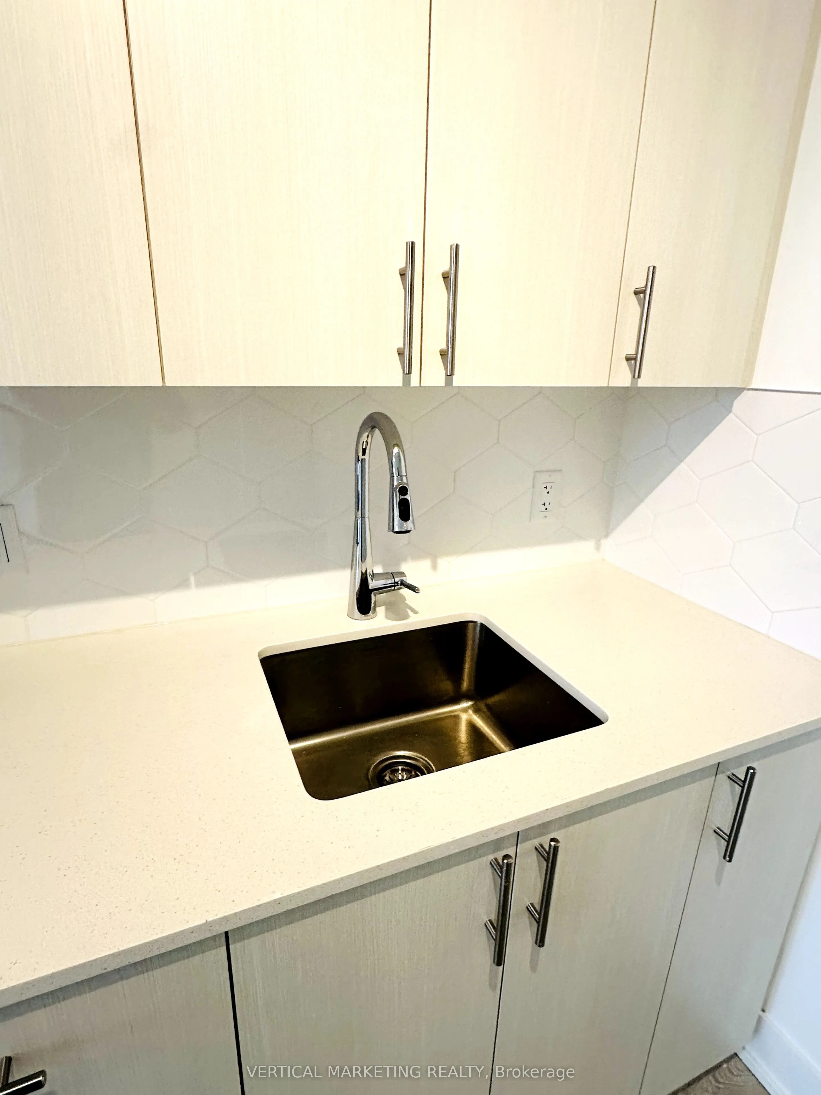 2545 Simcoe Street, #1501