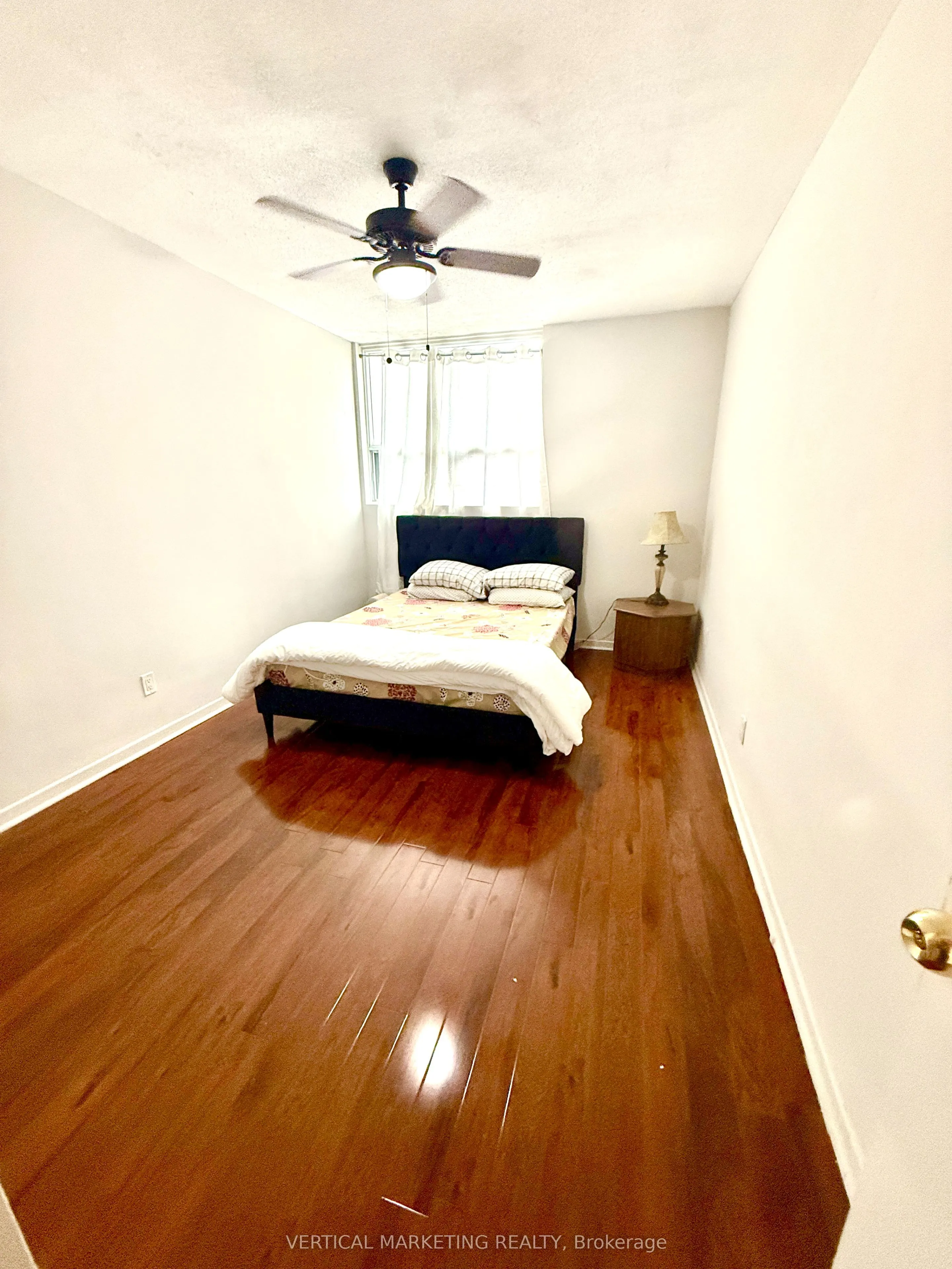 2545 Simcoe Street, #1501