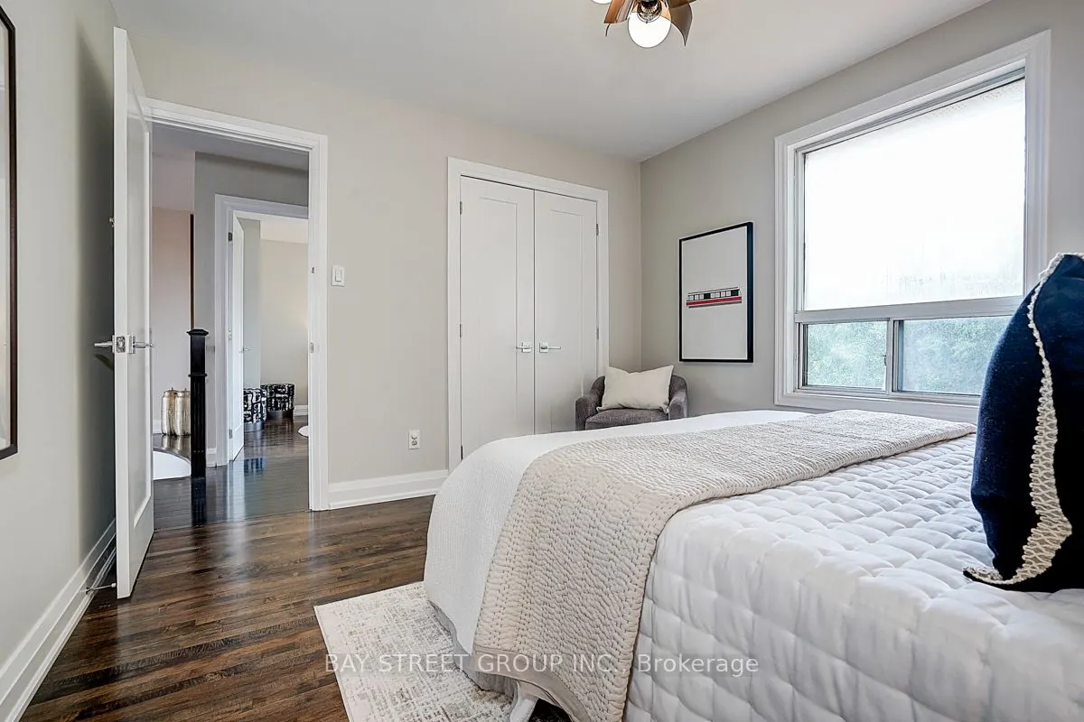 616 Sheppard Avenue
