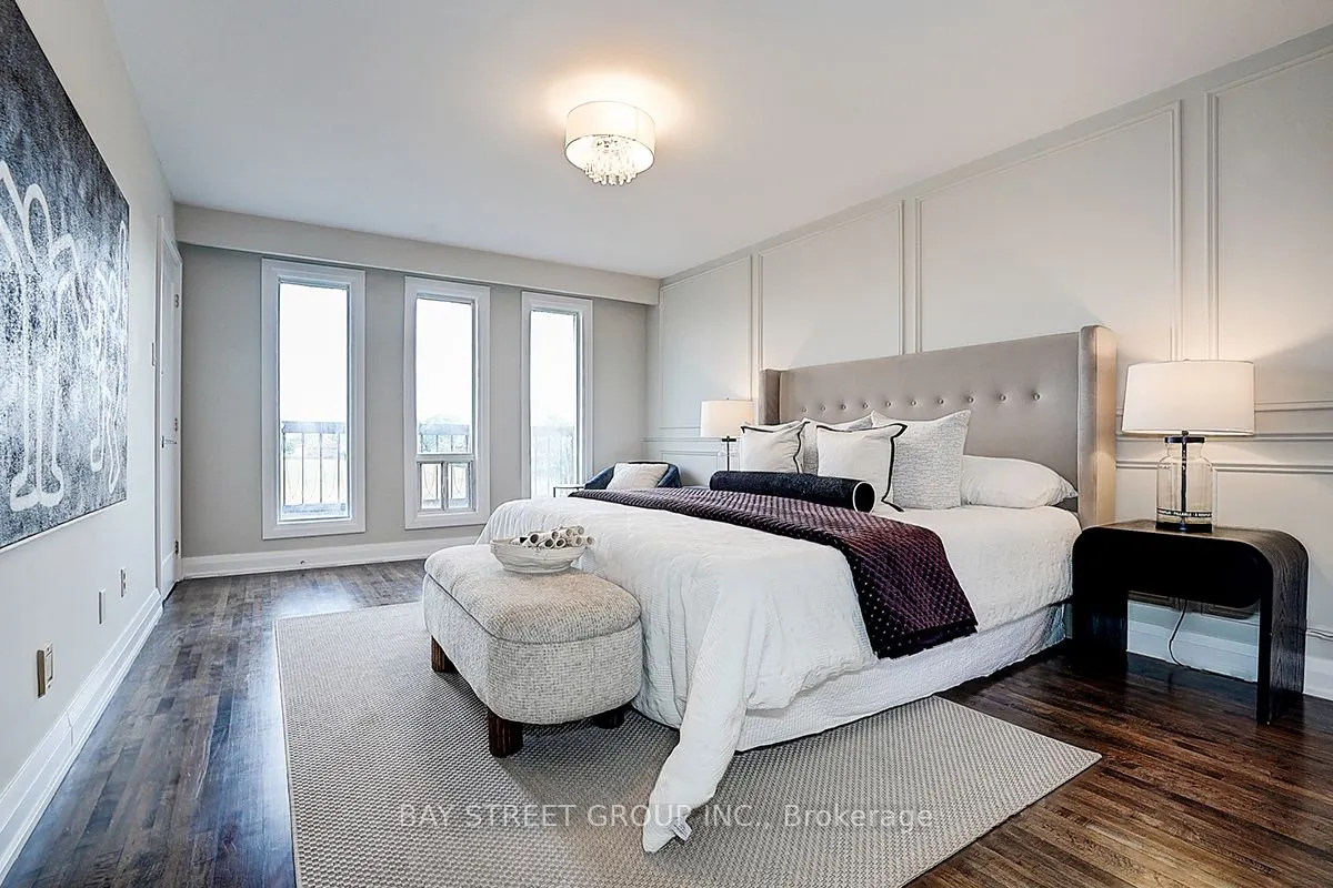 616 Sheppard Avenue