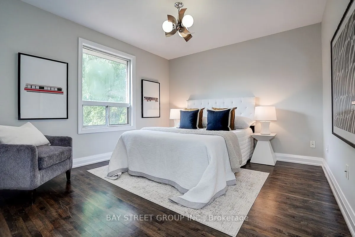 616 Sheppard Avenue
