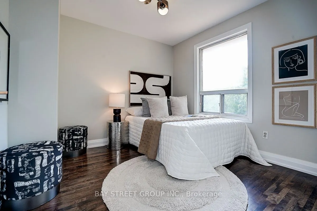 616 Sheppard Avenue