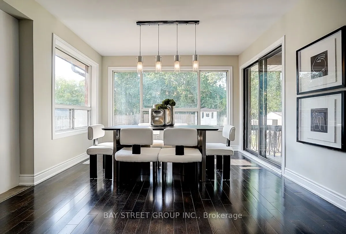 616 Sheppard Avenue