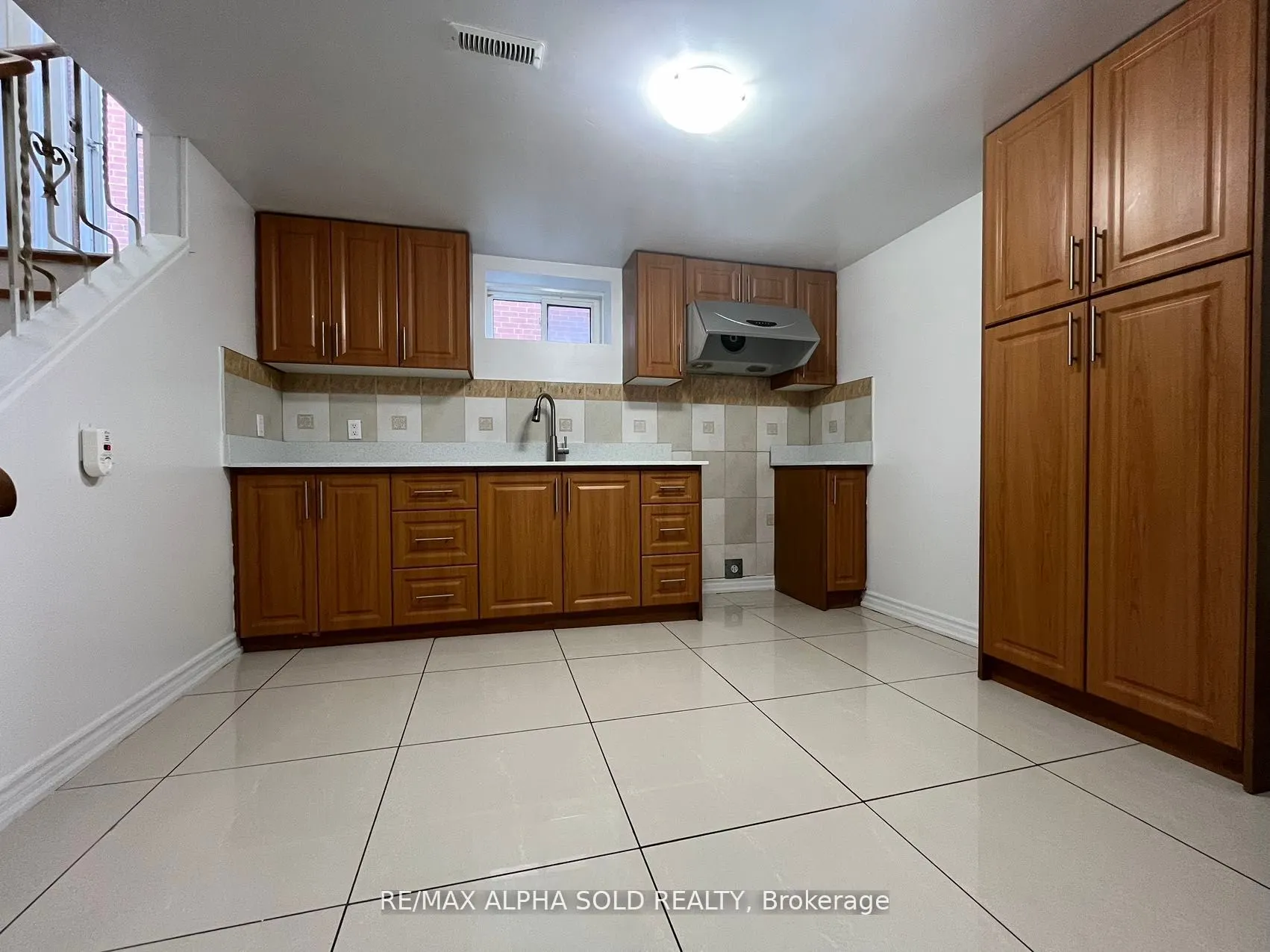 1232 Huntingwood Drive, #Lower