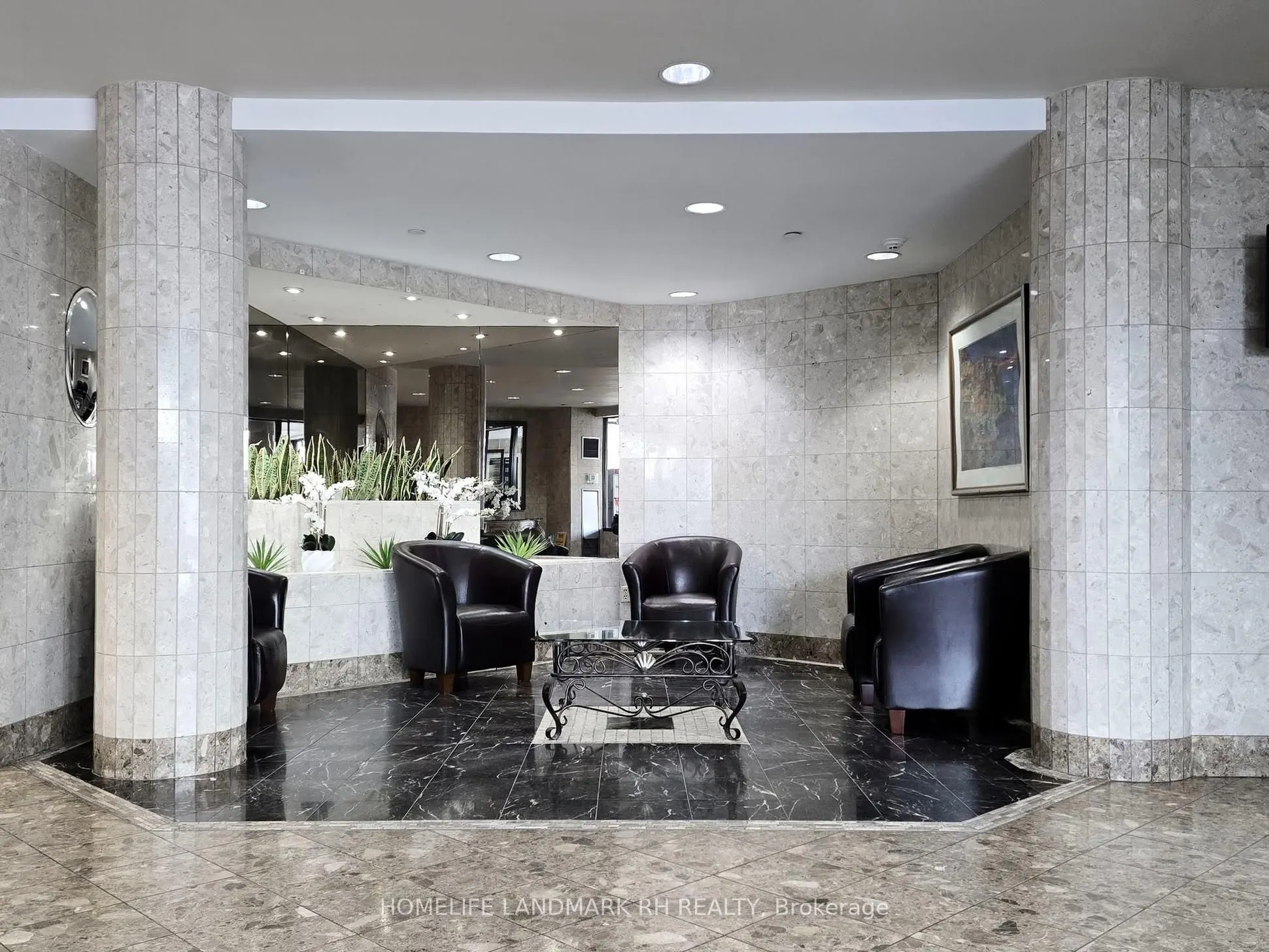 350 Alton Tower Circle, #1811