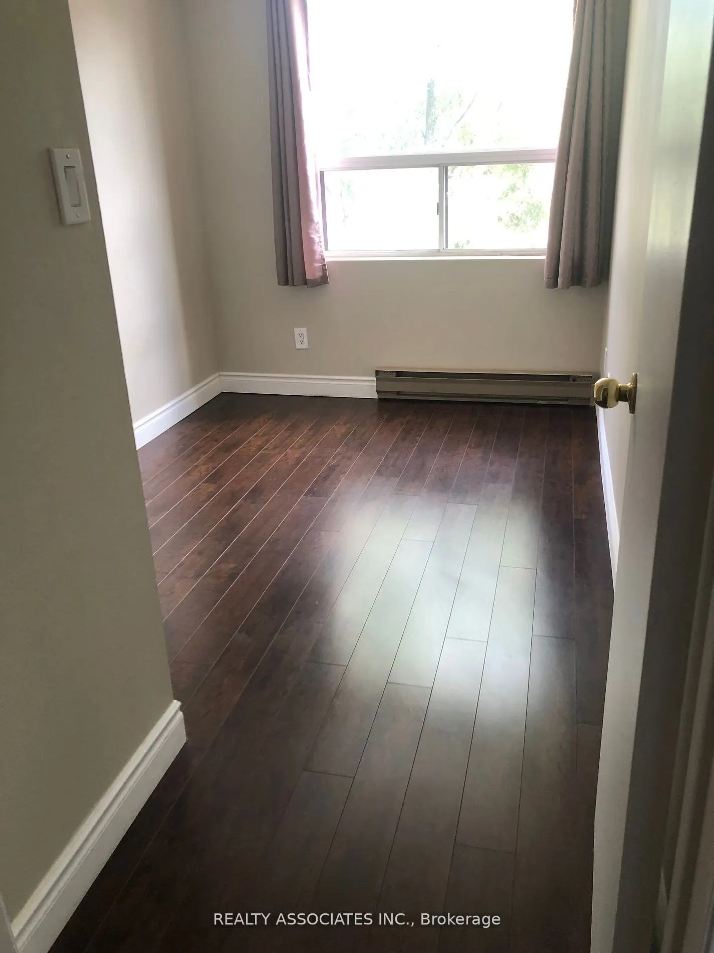 1389 Danforth Avenue, #B