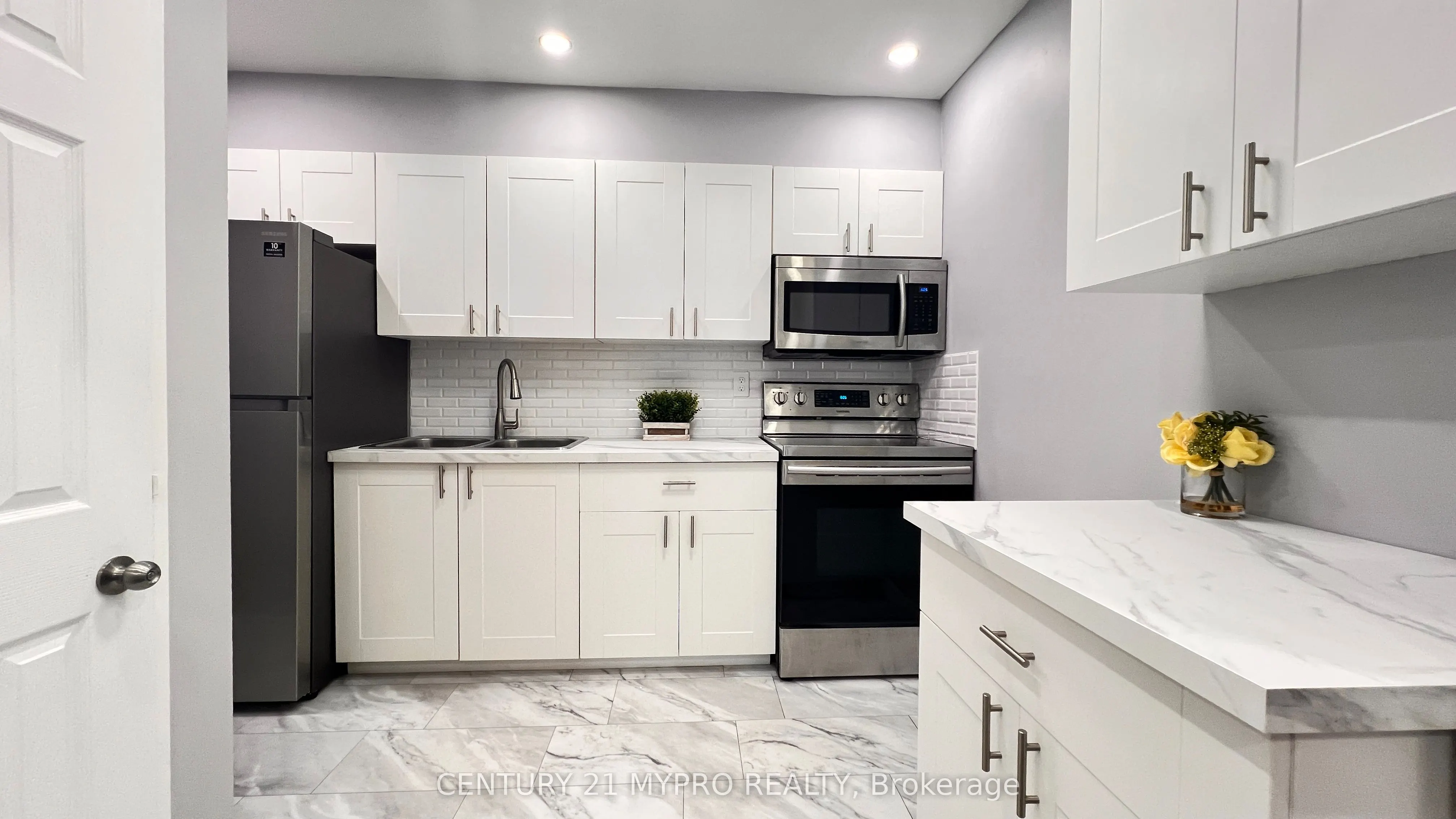 100 Mornelle Court, #1034