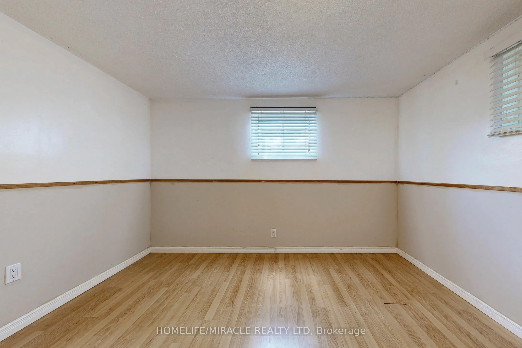 1 Tudor Avenue
