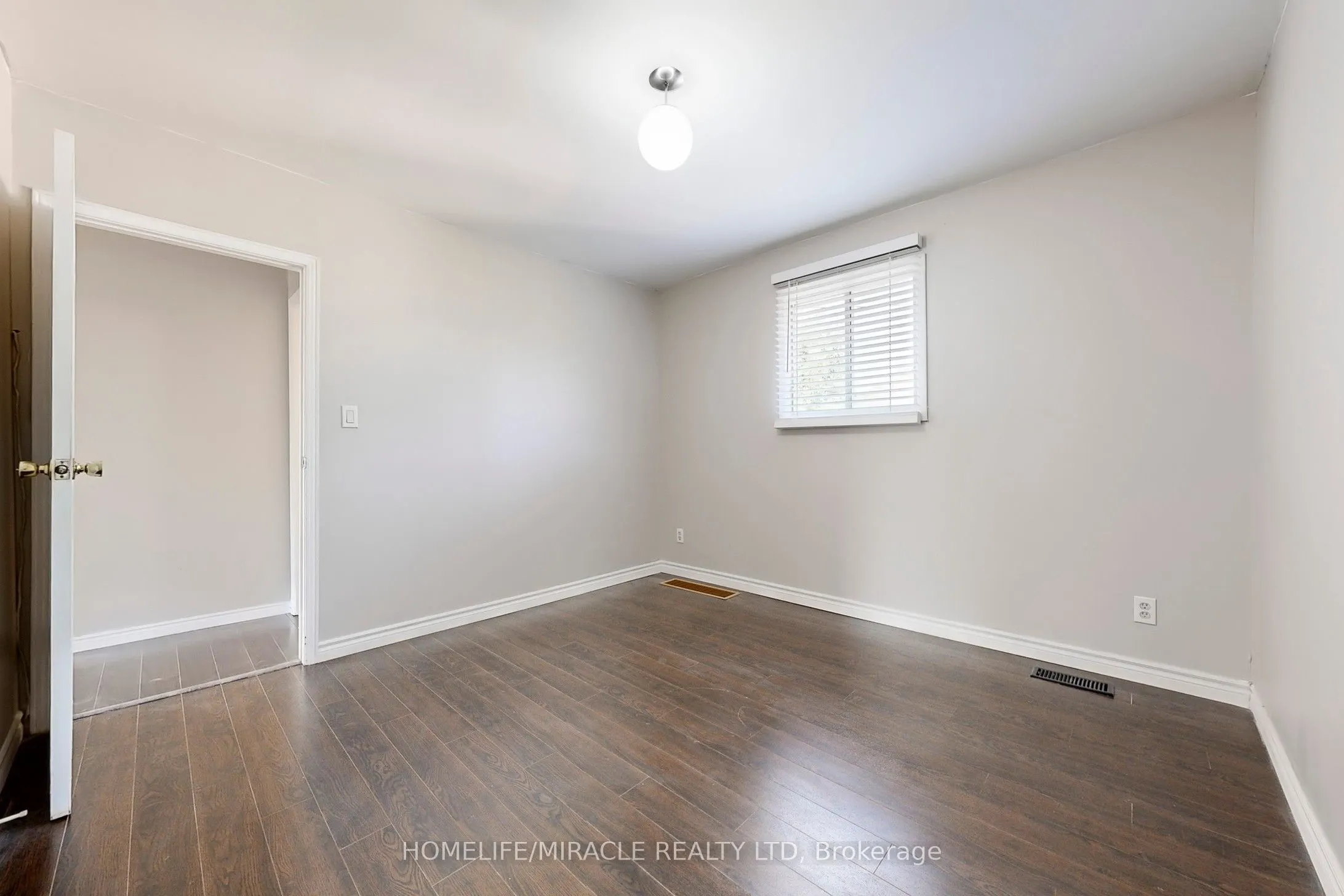 1 Tudor Avenue