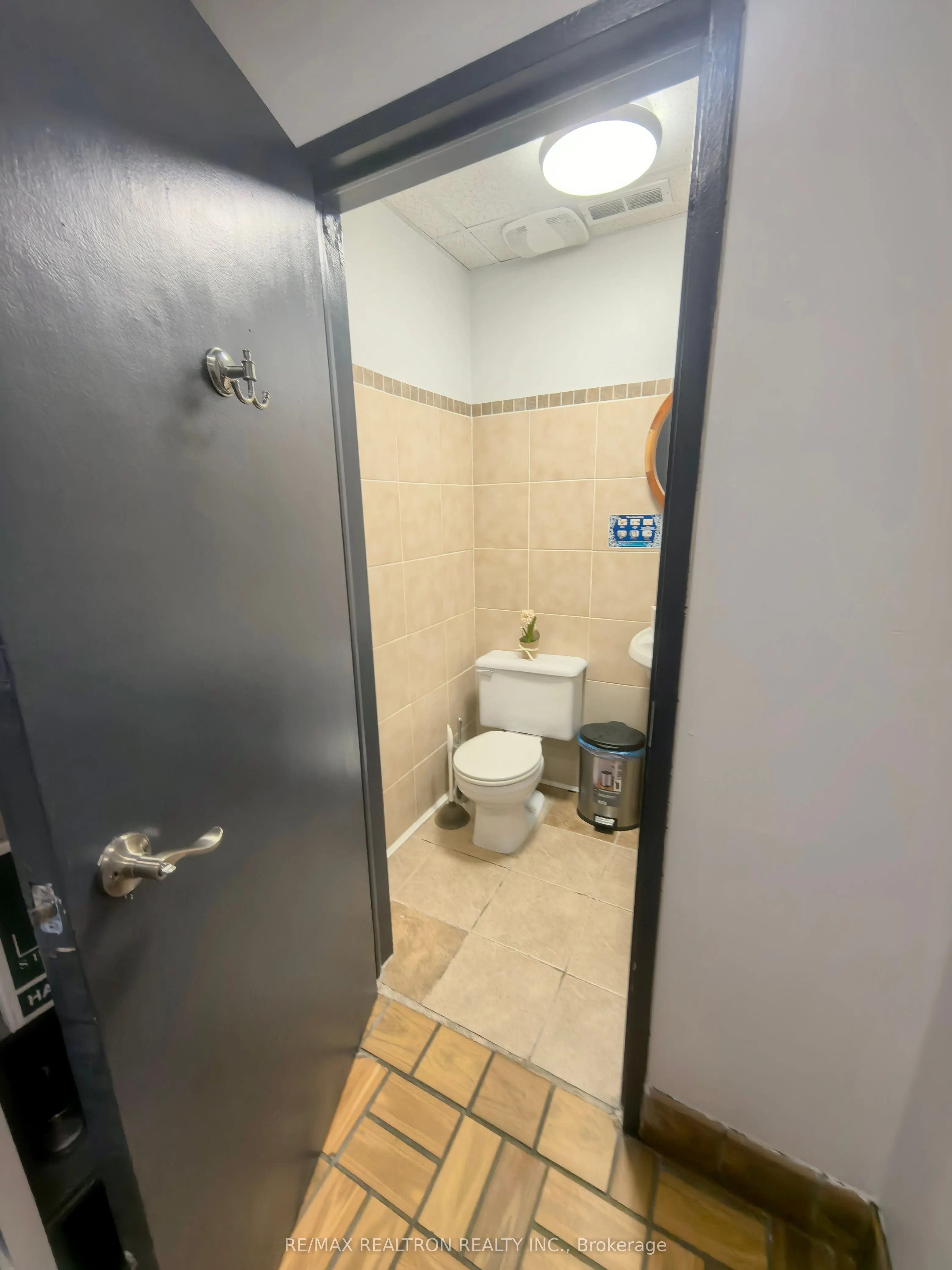 650 King Street E, #3A