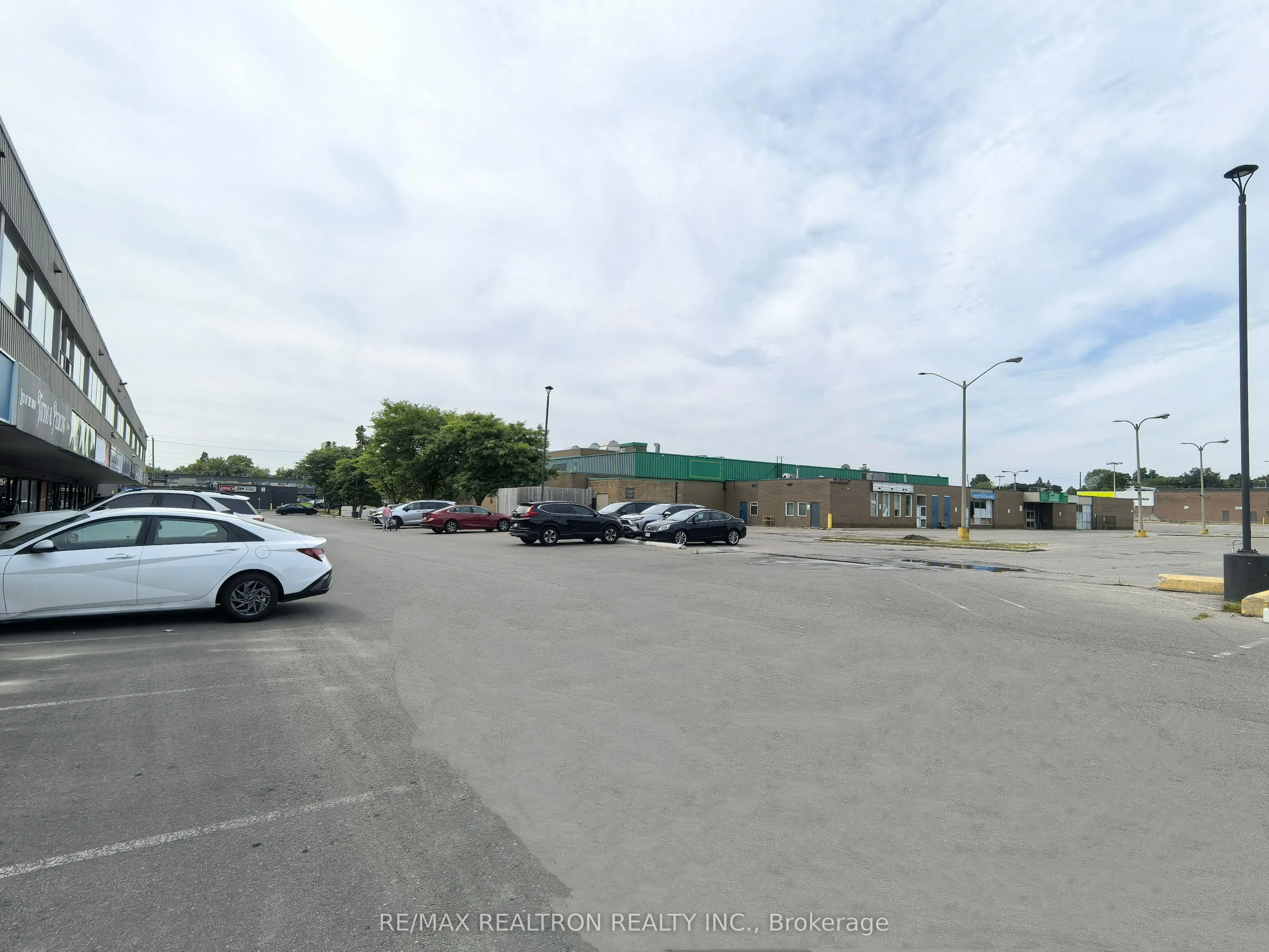 650 King Street E, #3A